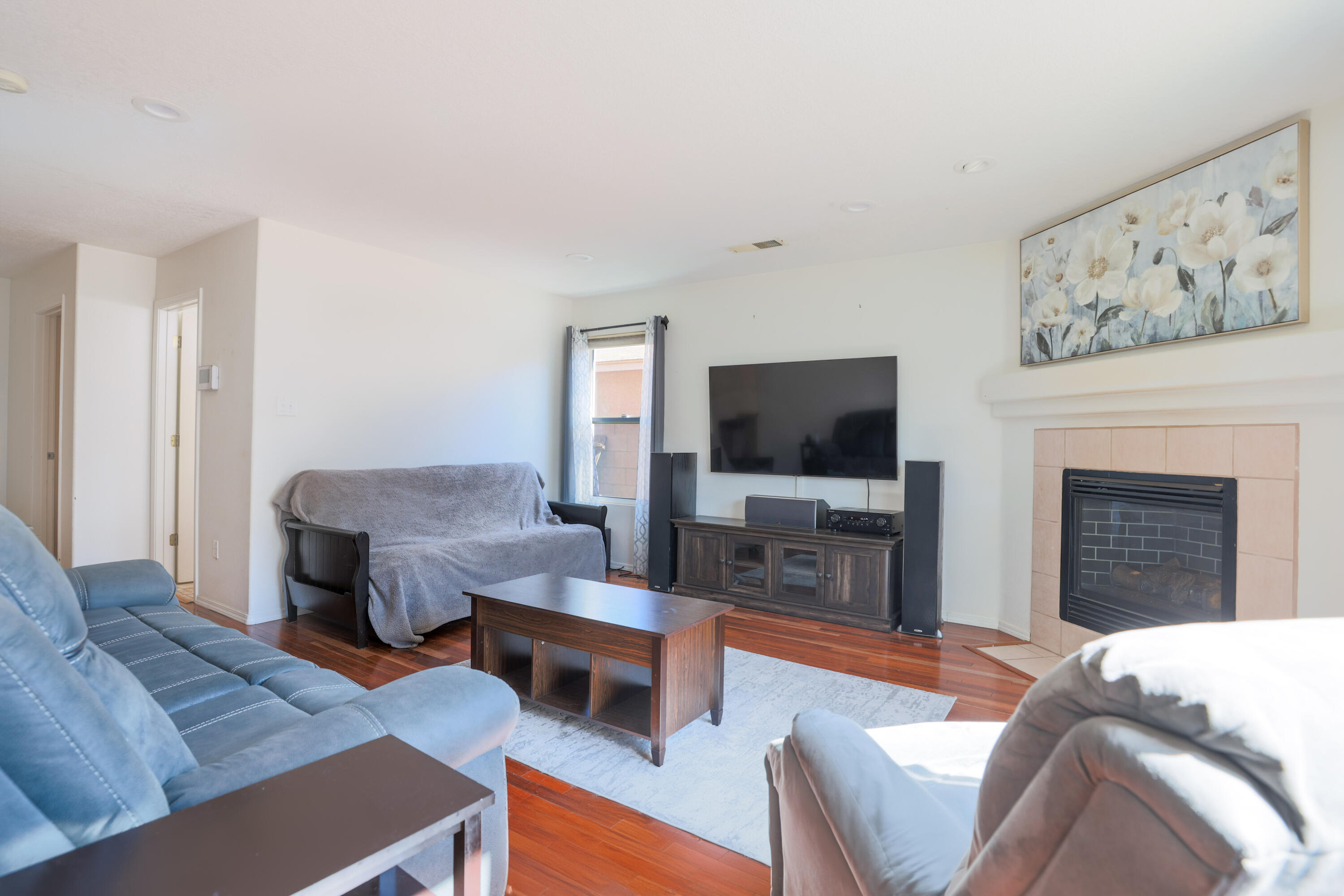 931 HAWK DRIVE Drive SW