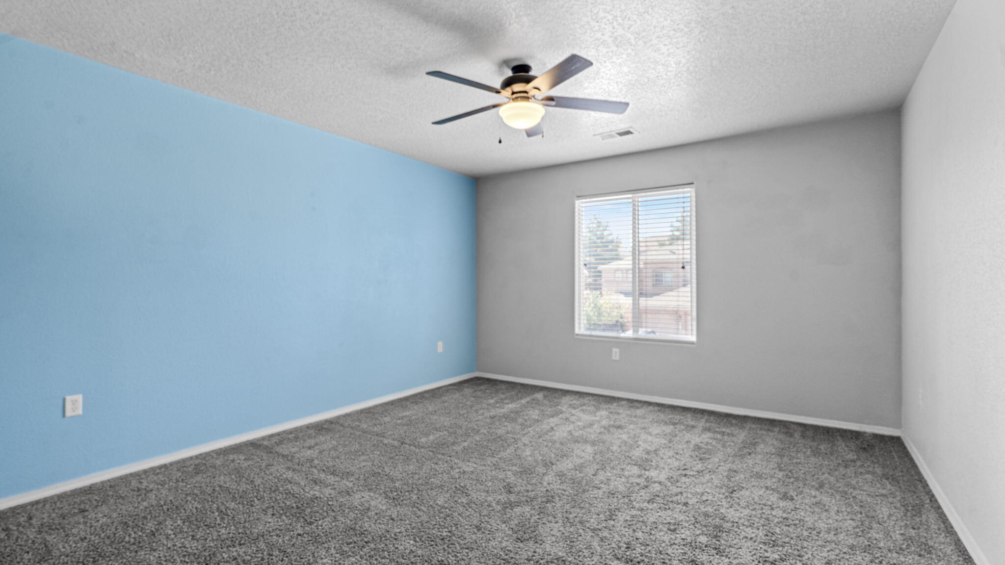 1041 Colibri Avenue NW