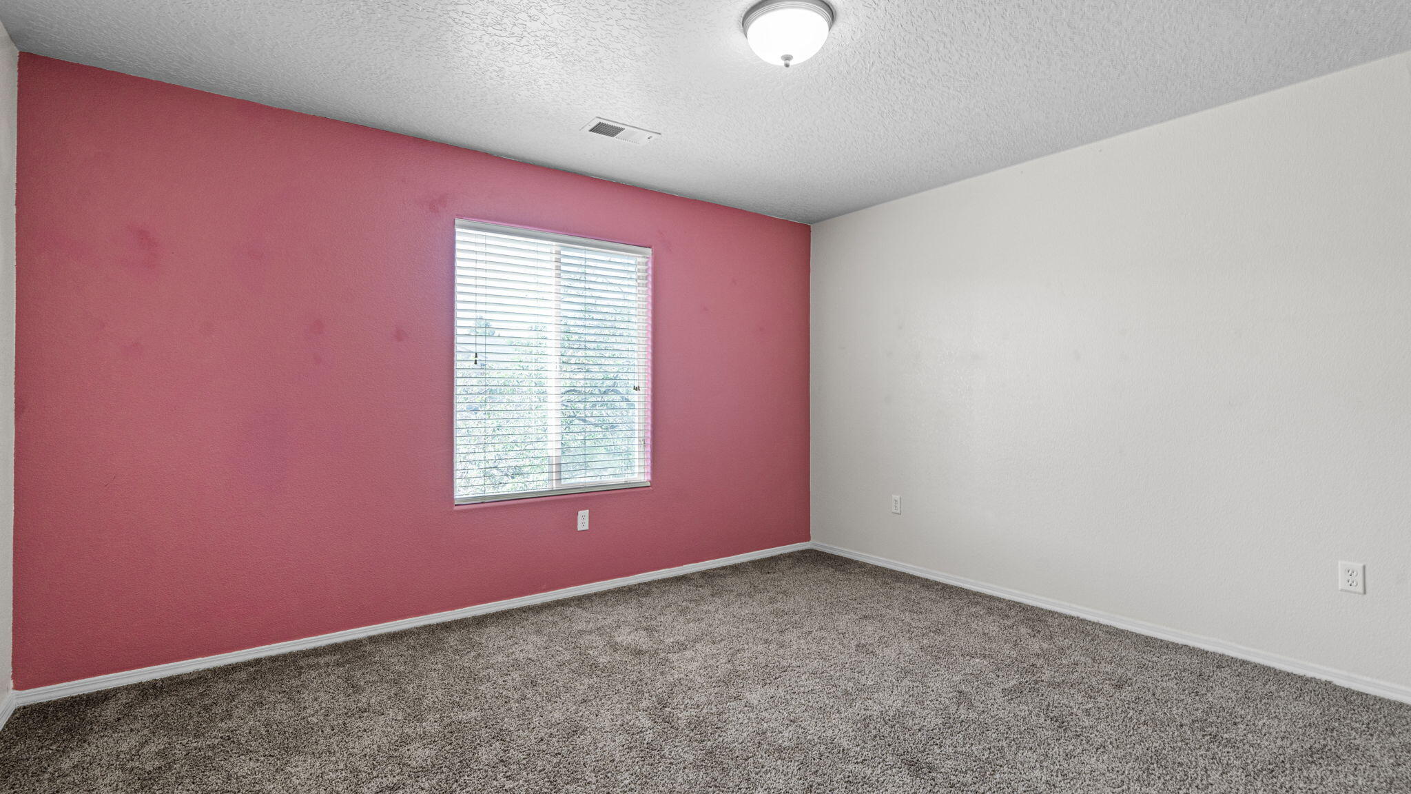 1041 Colibri Avenue NW