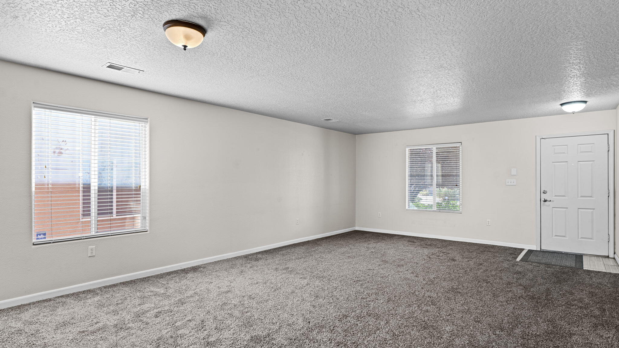 1041 Colibri Avenue NW