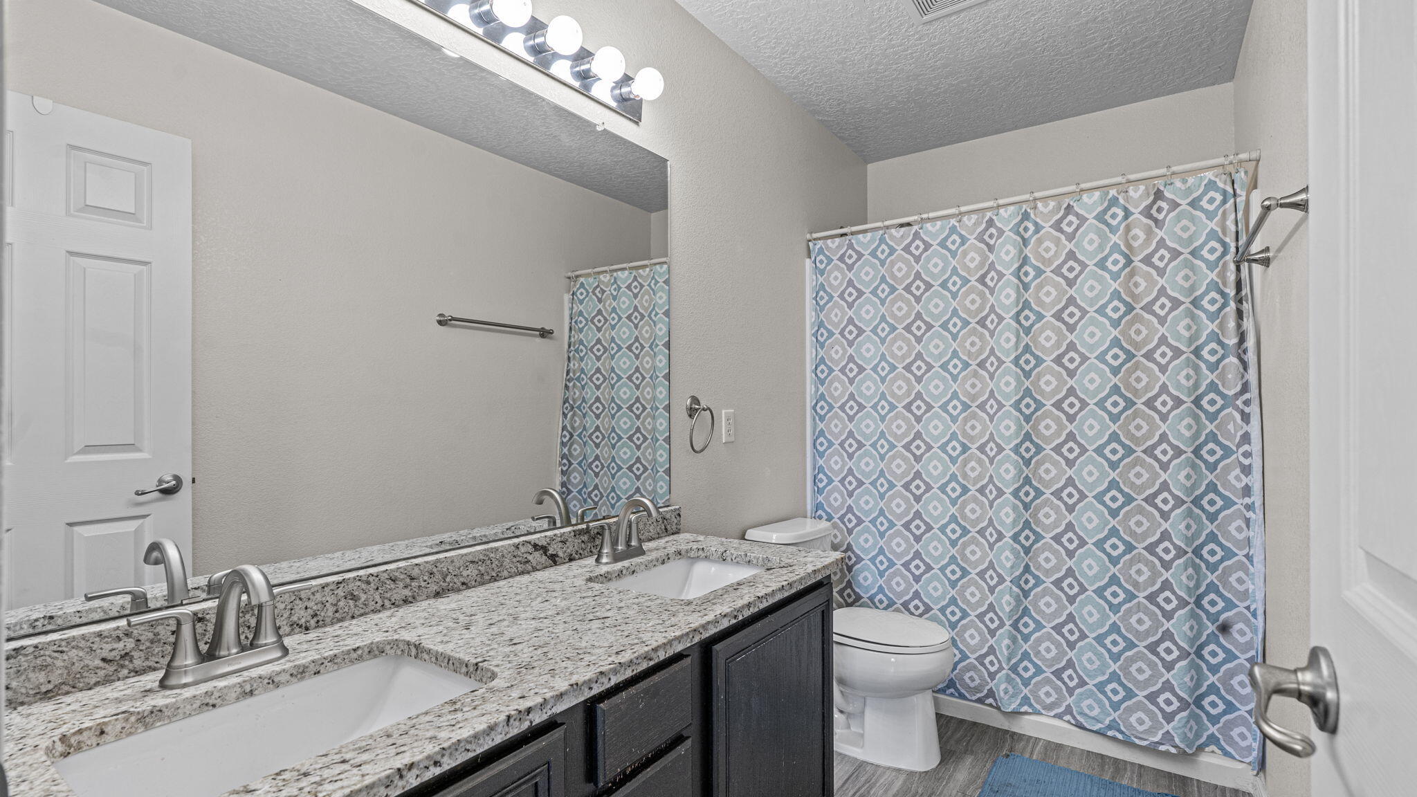 1041 Colibri Avenue NW