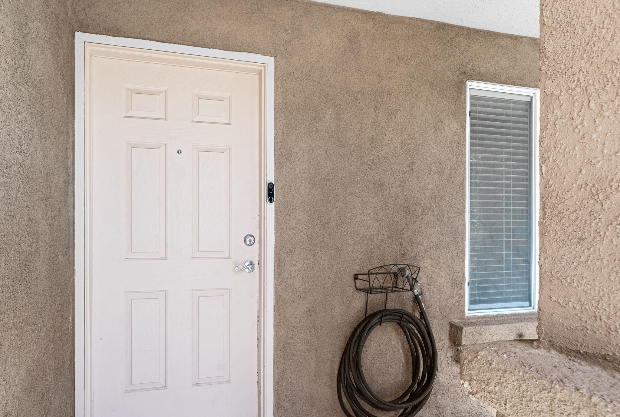 1041 Colibri Avenue NW