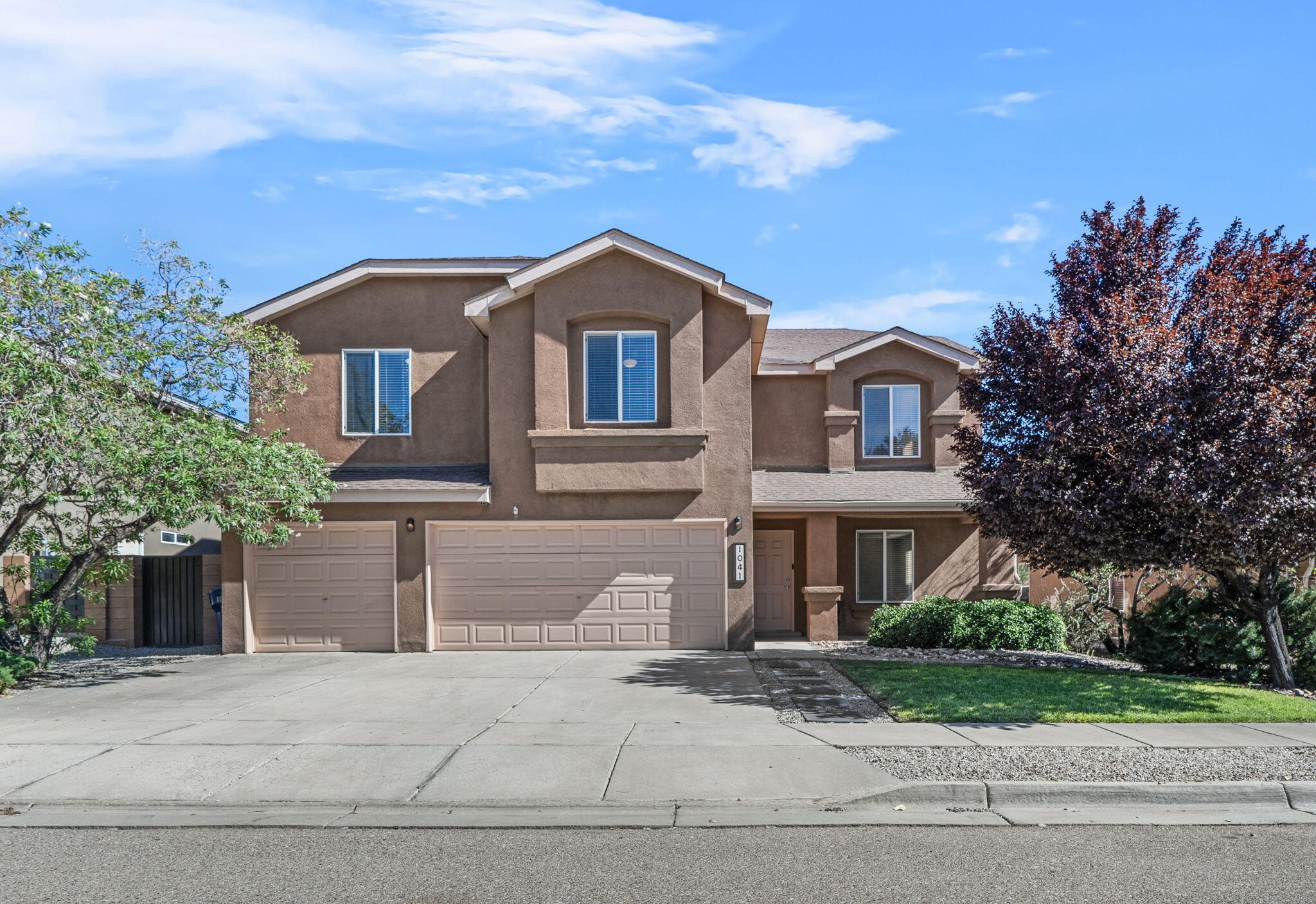 1041 Colibri Avenue NW