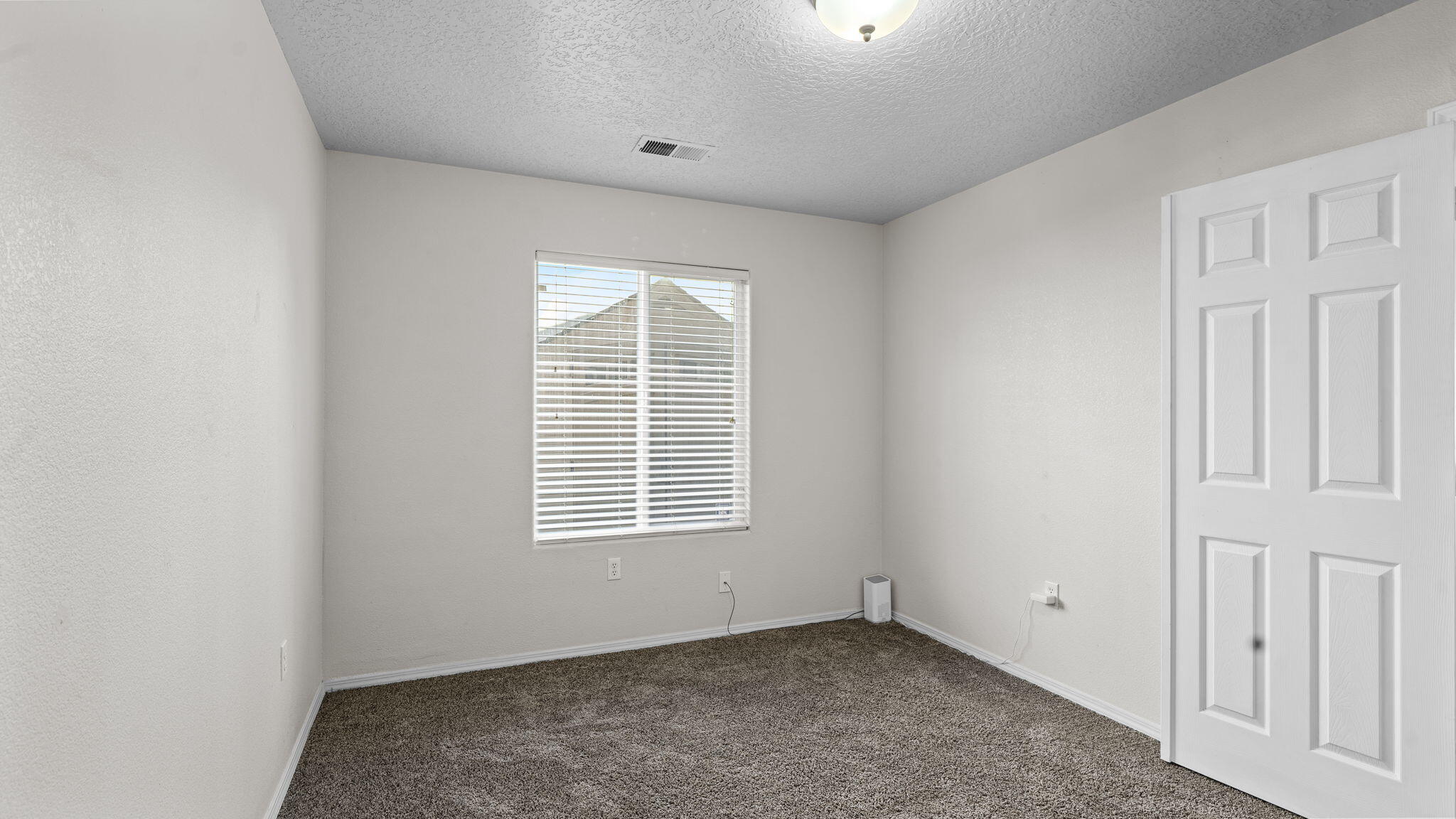 1041 Colibri Avenue NW