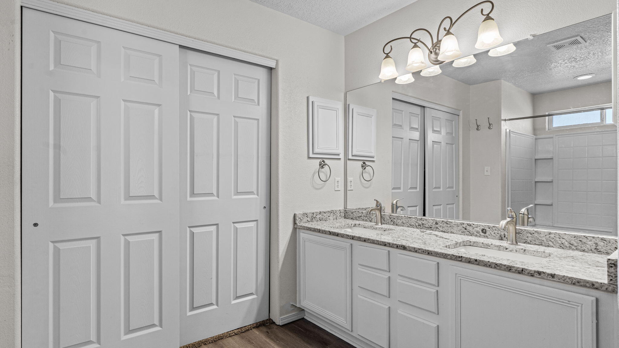 1041 Colibri Avenue NW