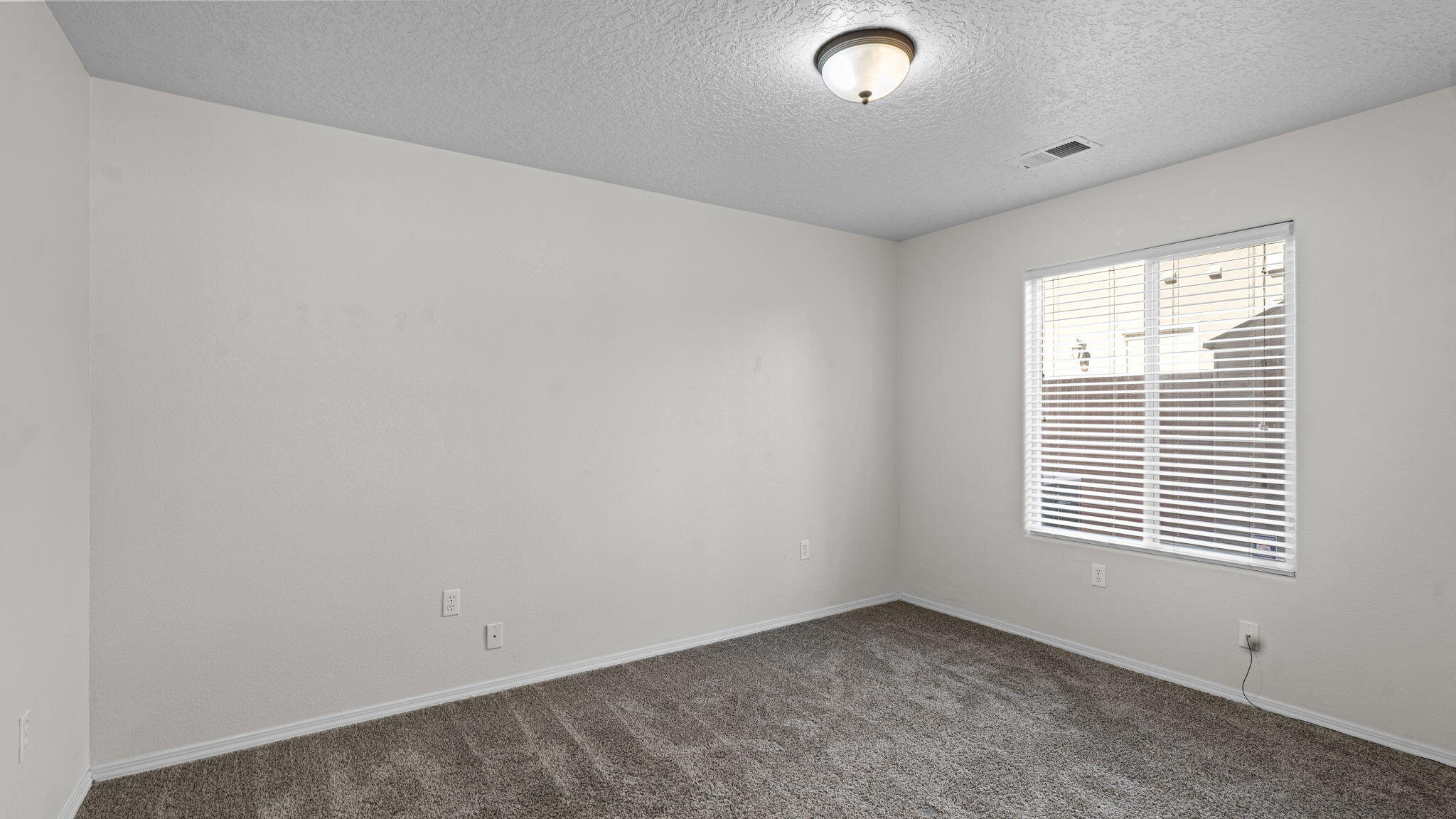 1041 Colibri Avenue NW