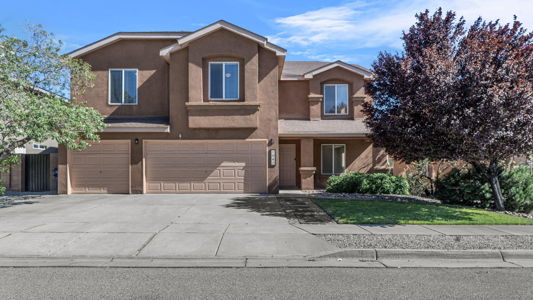 1041 Colibri Avenue NW