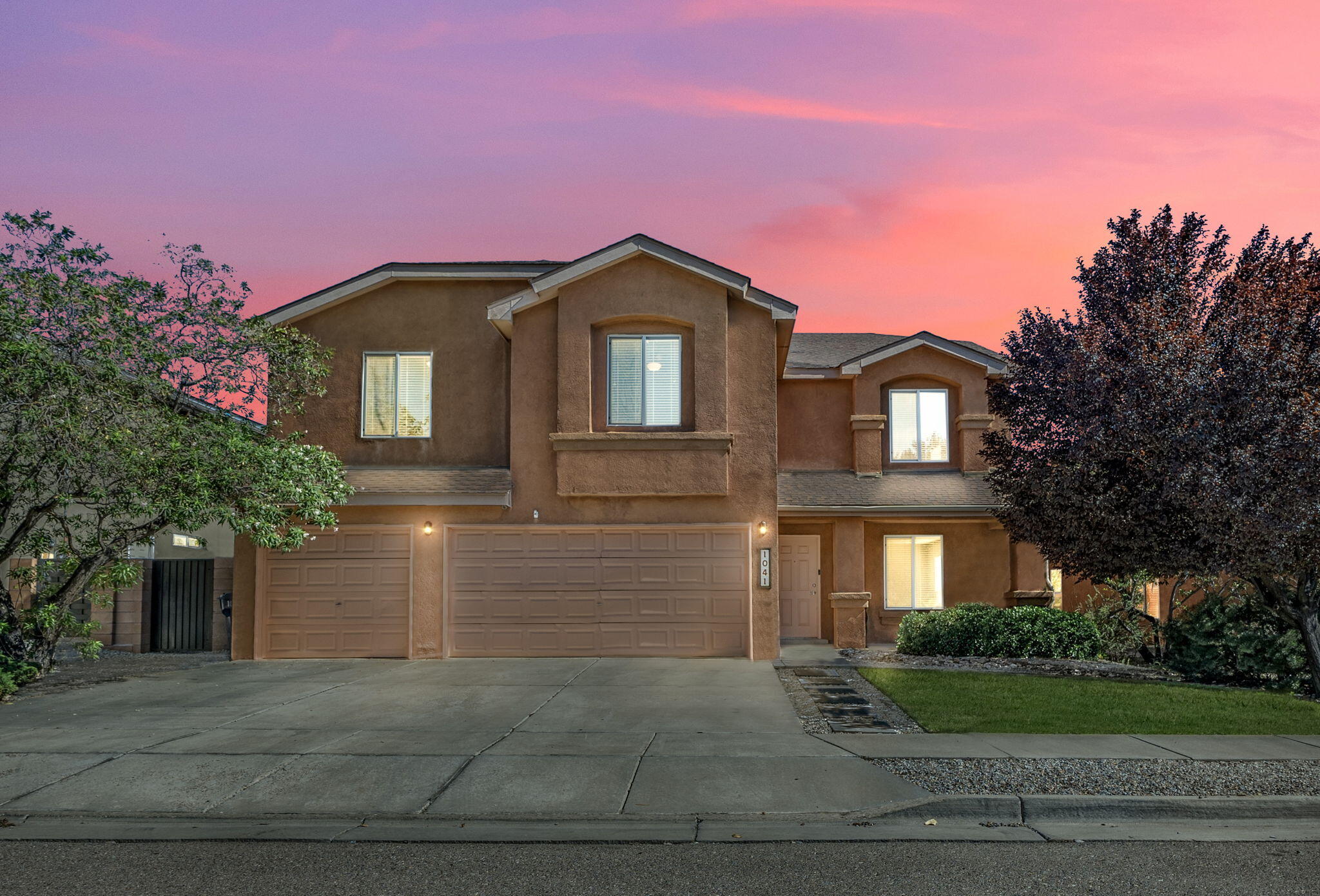 1041 Colibri Avenue NW