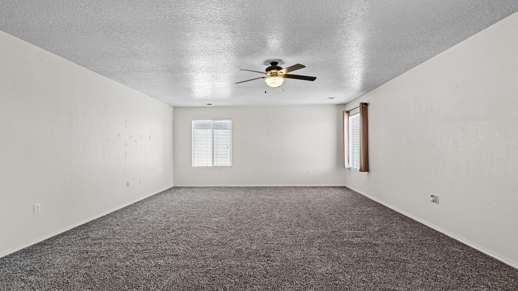 1041 Colibri Avenue NW