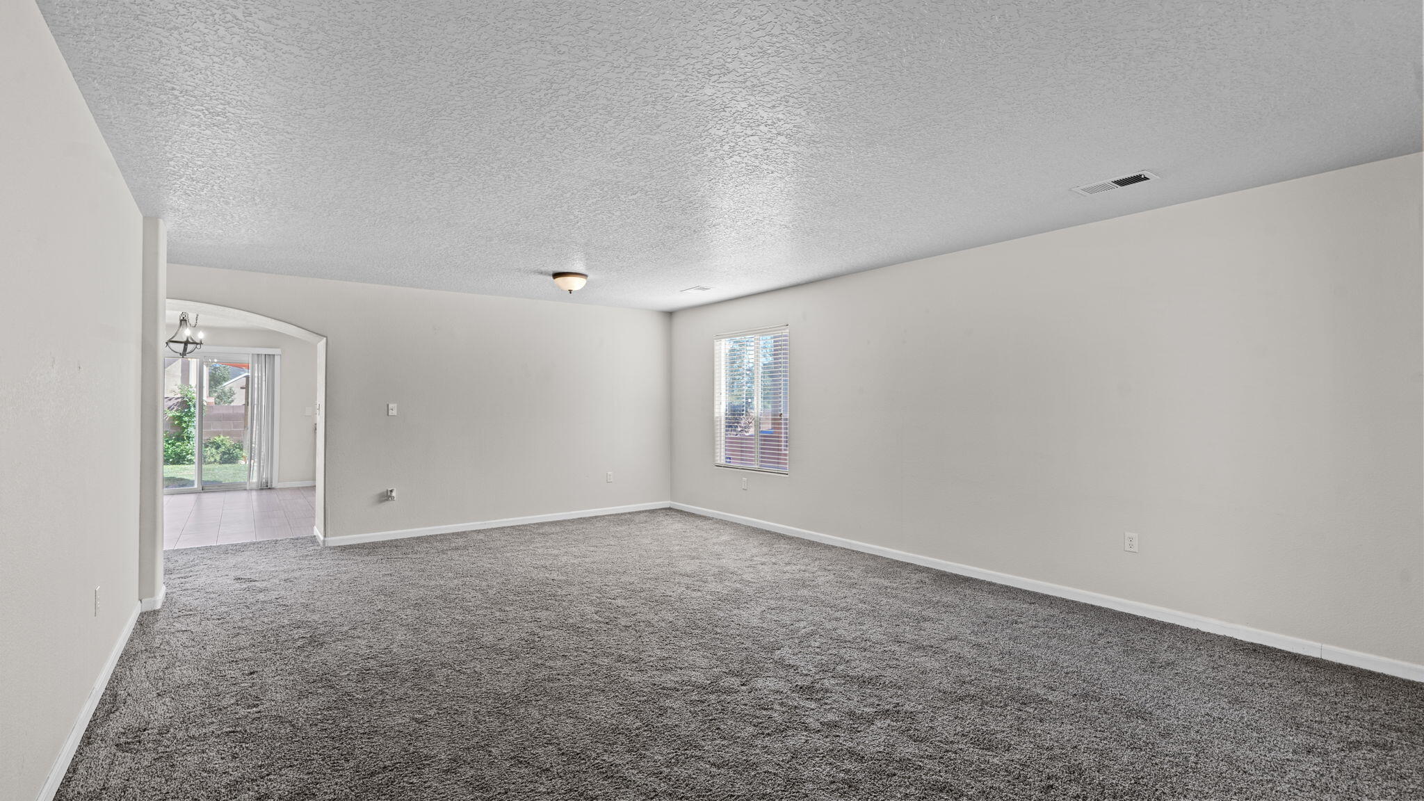 1041 Colibri Avenue NW