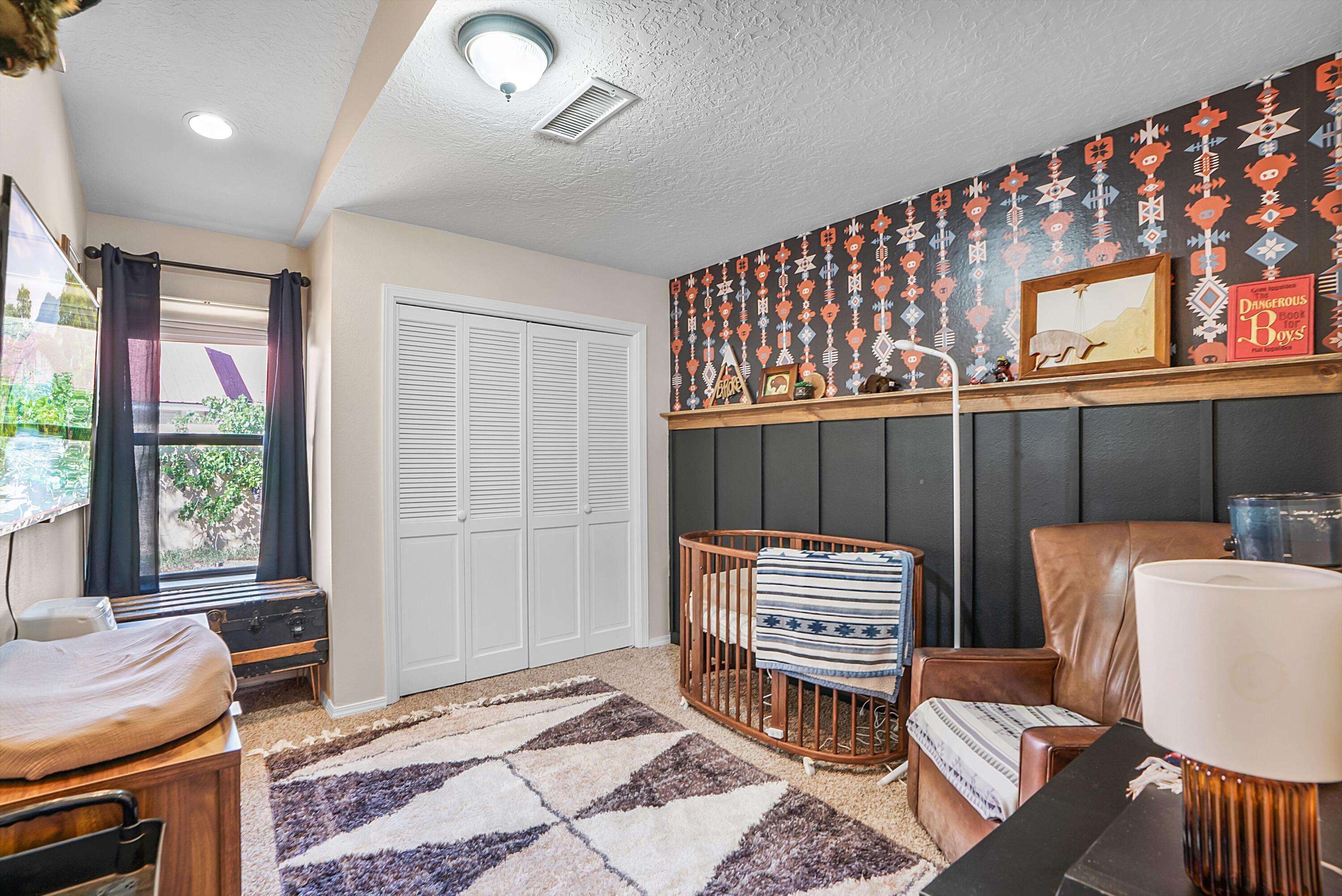 300 MONTANA WELLS Road NE