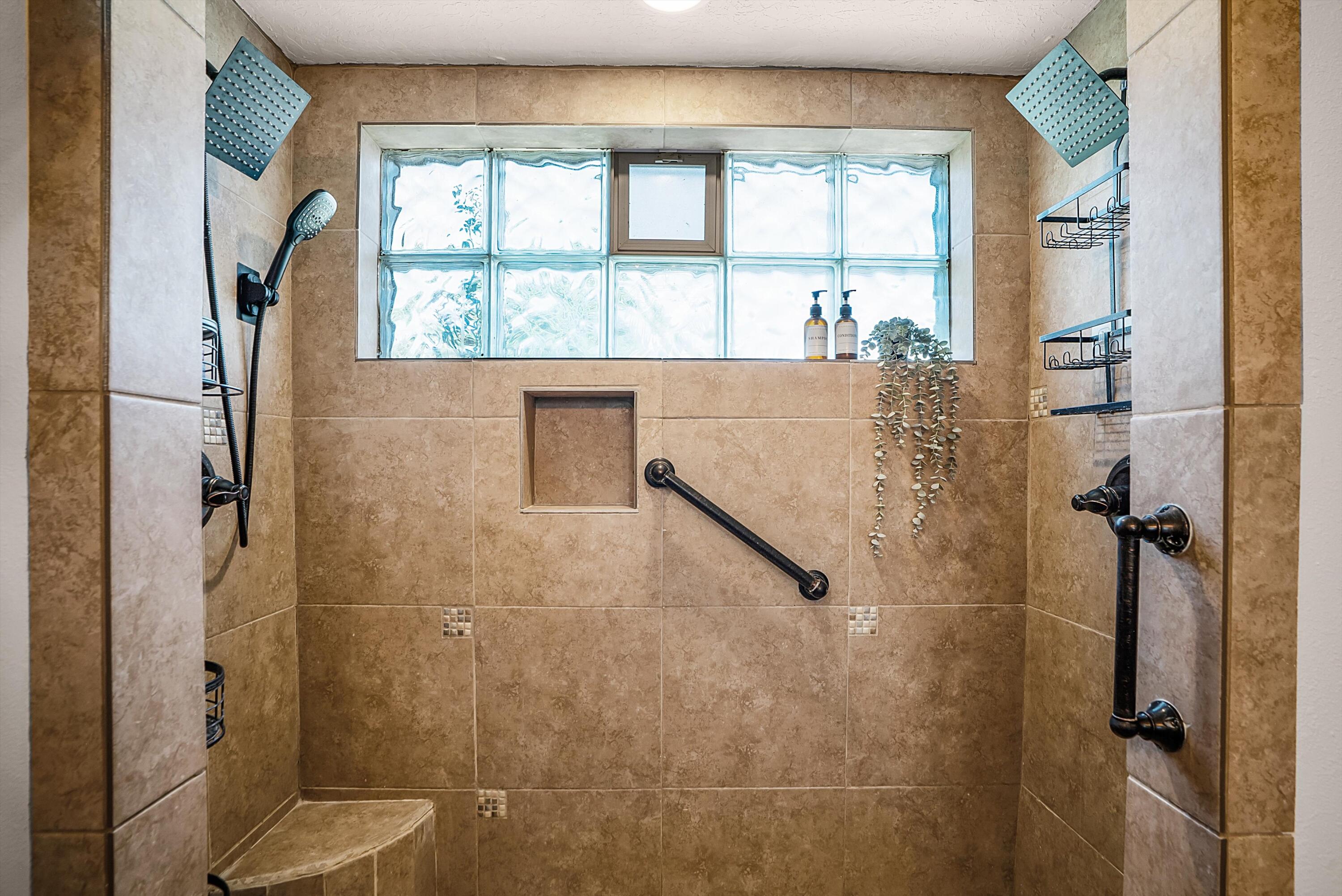 300 MONTANA WELLS Road NE