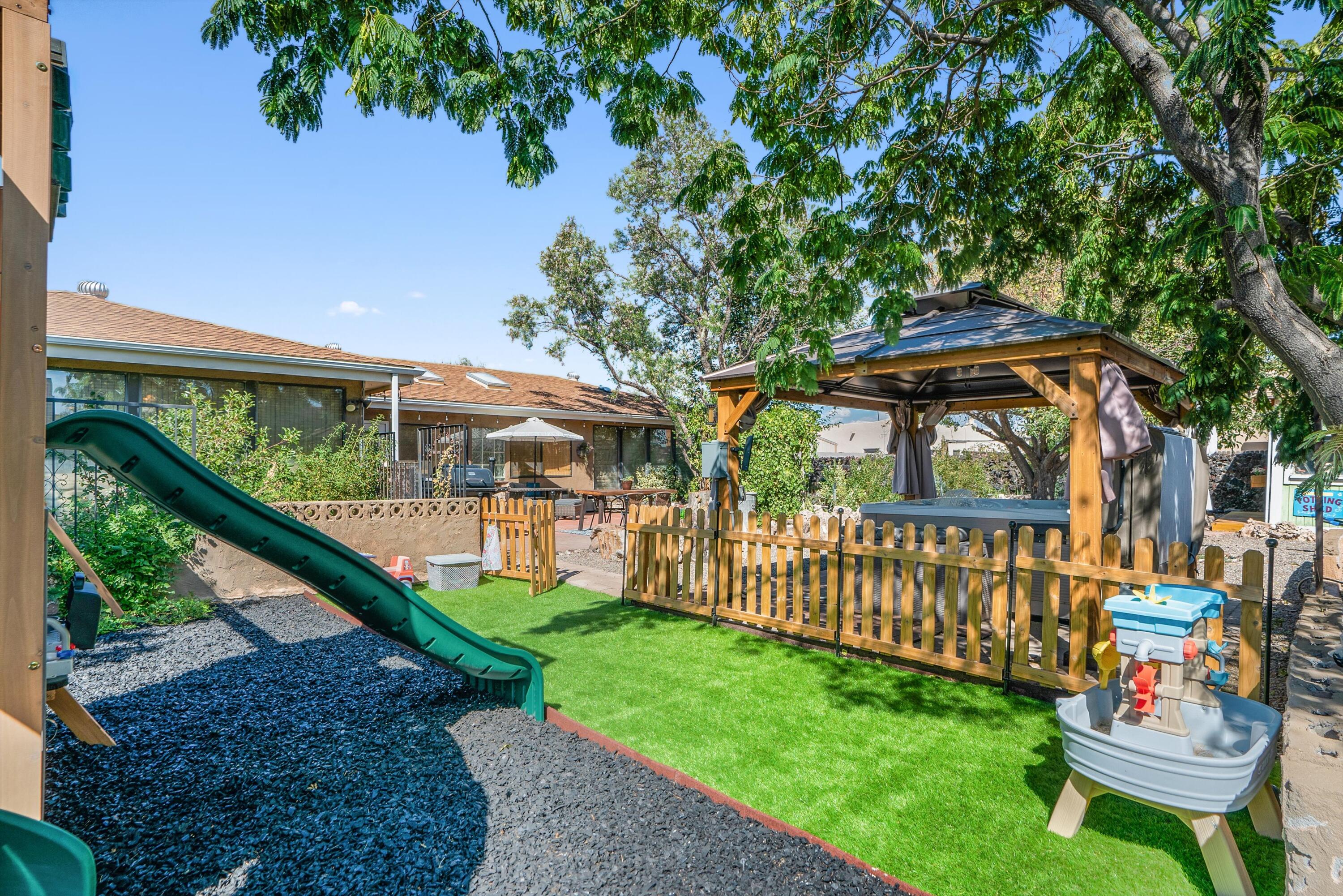 300 MONTANA WELLS Road NE