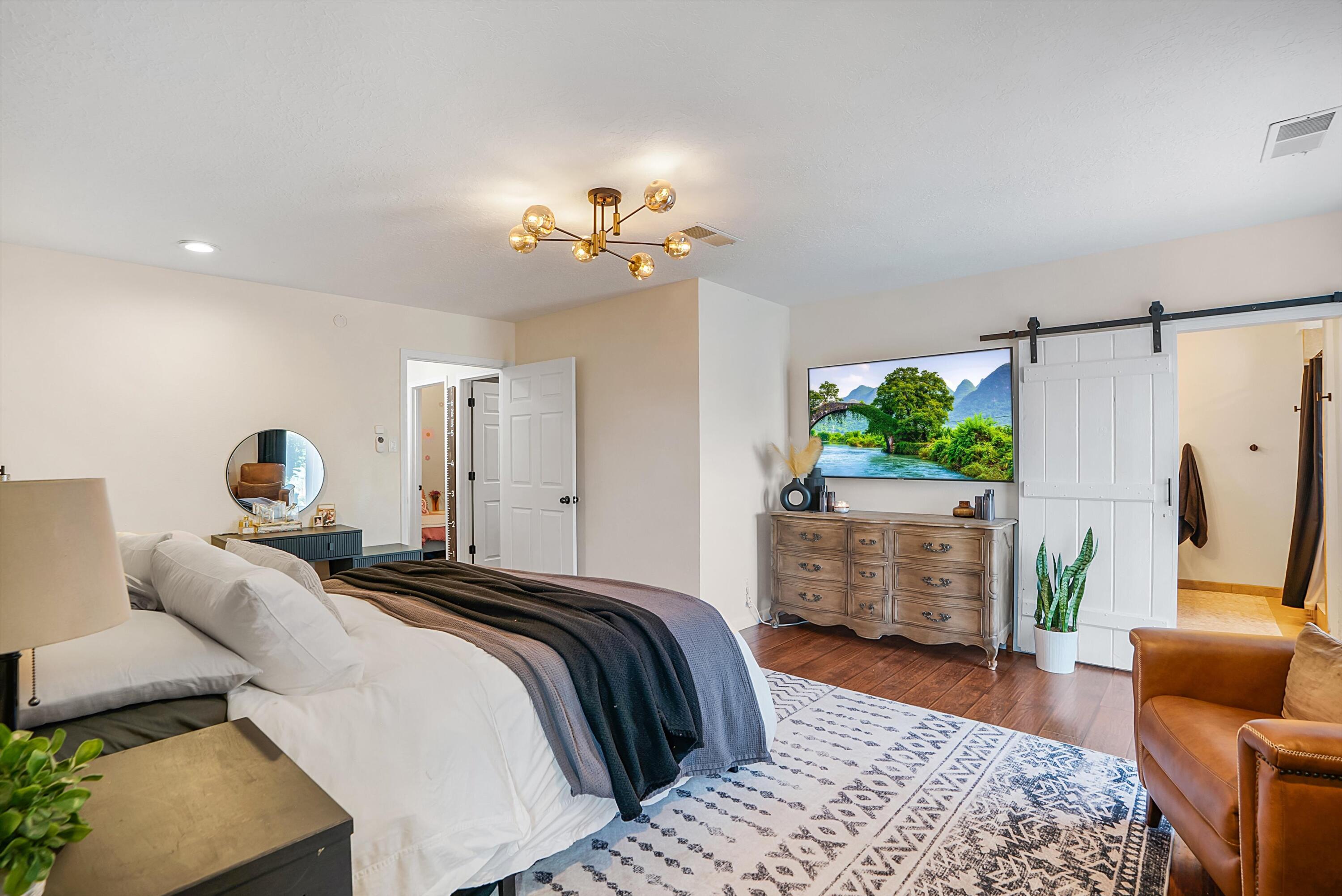 300 MONTANA WELLS Road NE