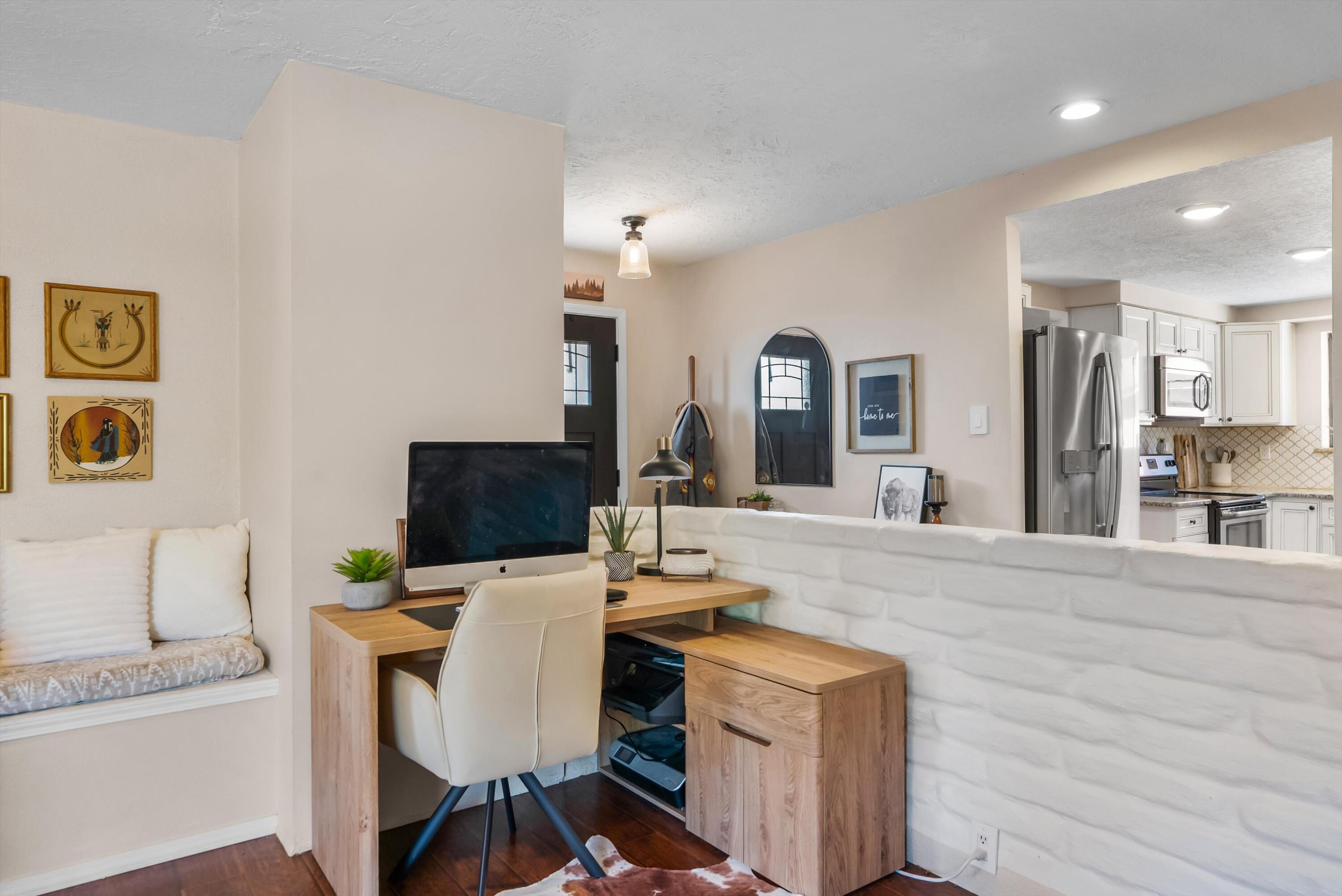 300 MONTANA WELLS Road NE