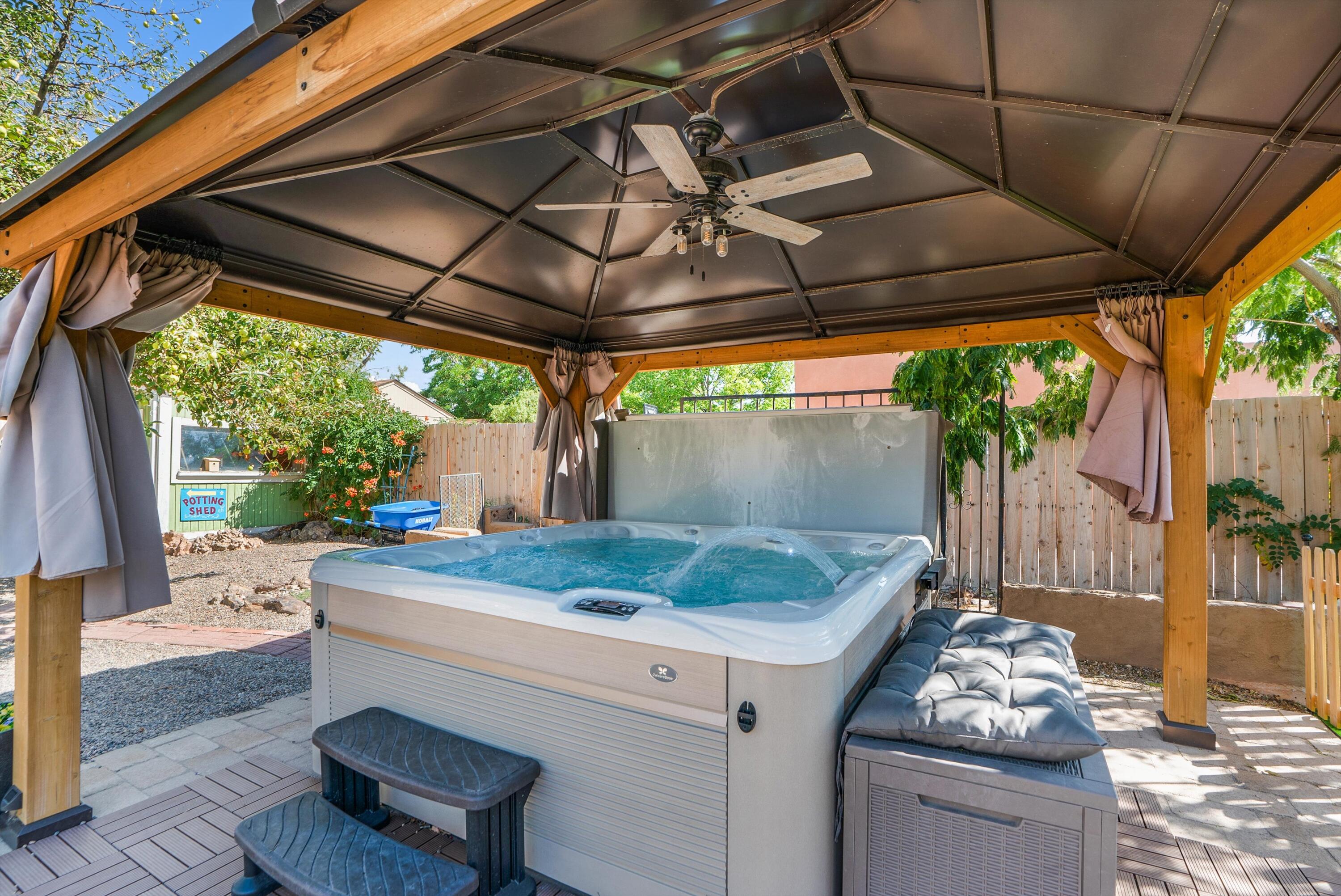 300 MONTANA WELLS Road NE