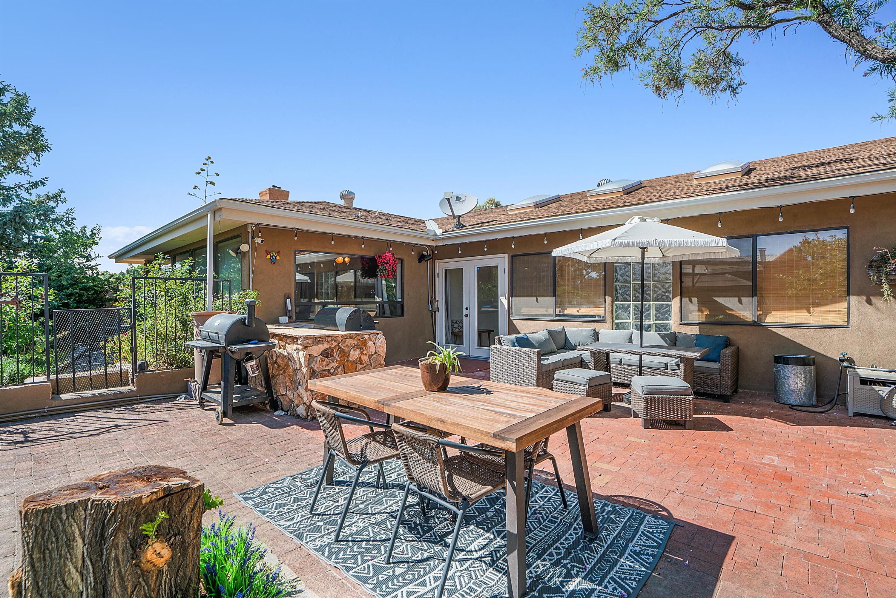 300 MONTANA WELLS Road NE