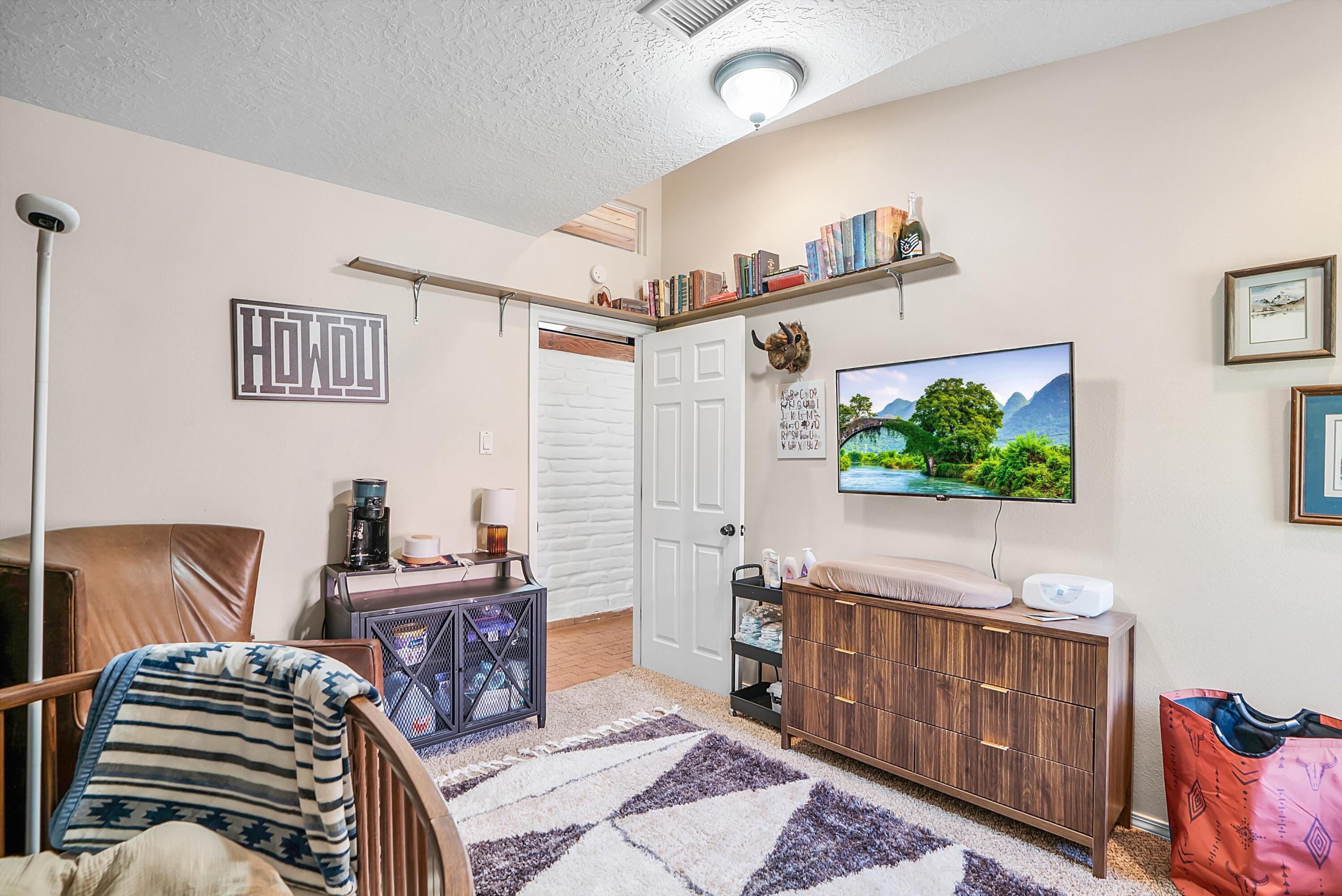 300 MONTANA WELLS Road NE