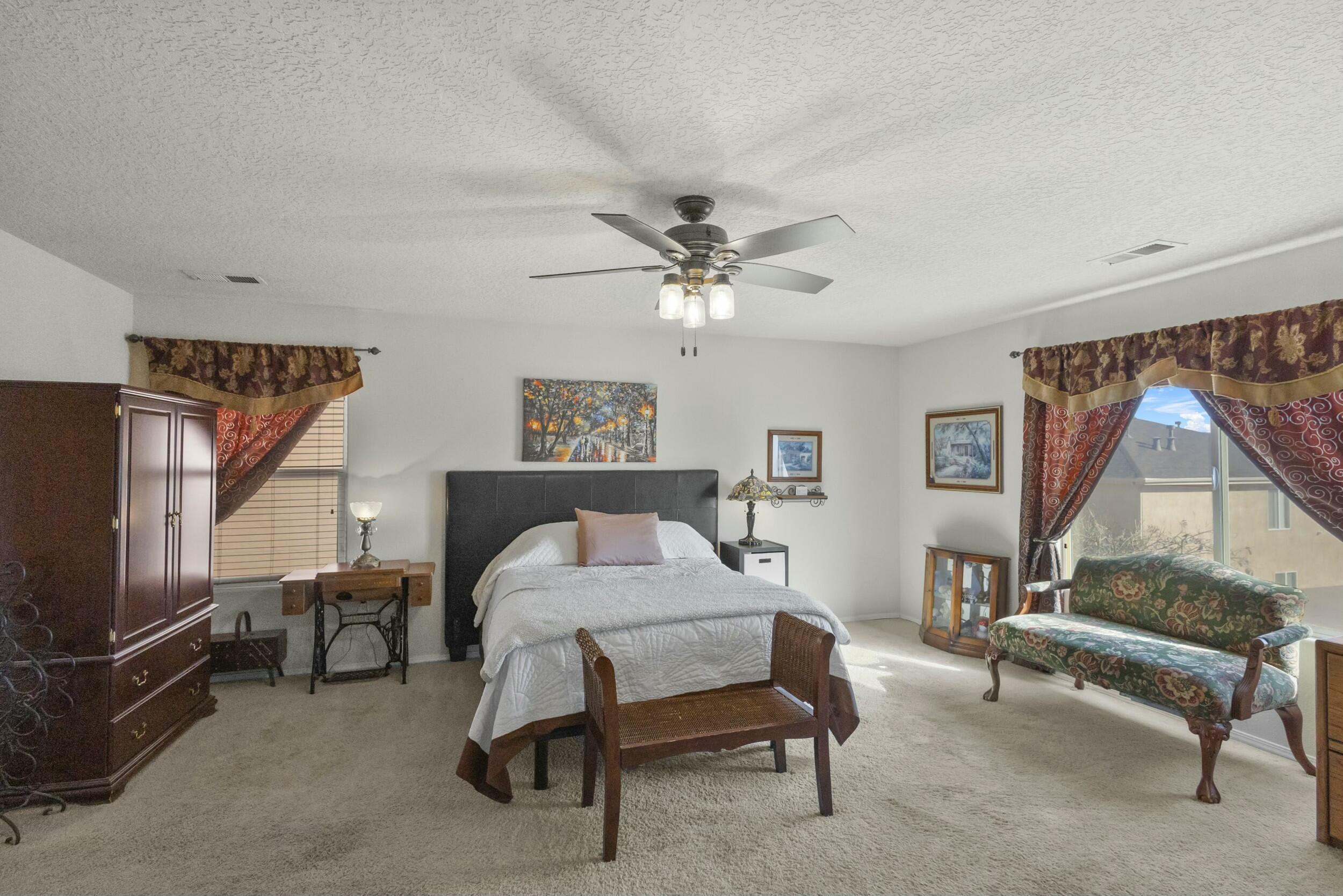 1021 Colibri Ave NW Avenue NW