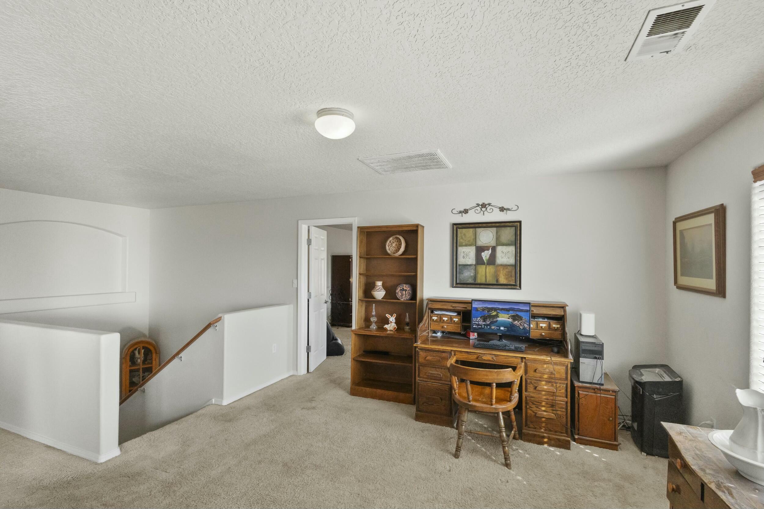 1021 Colibri Ave NW Avenue NW