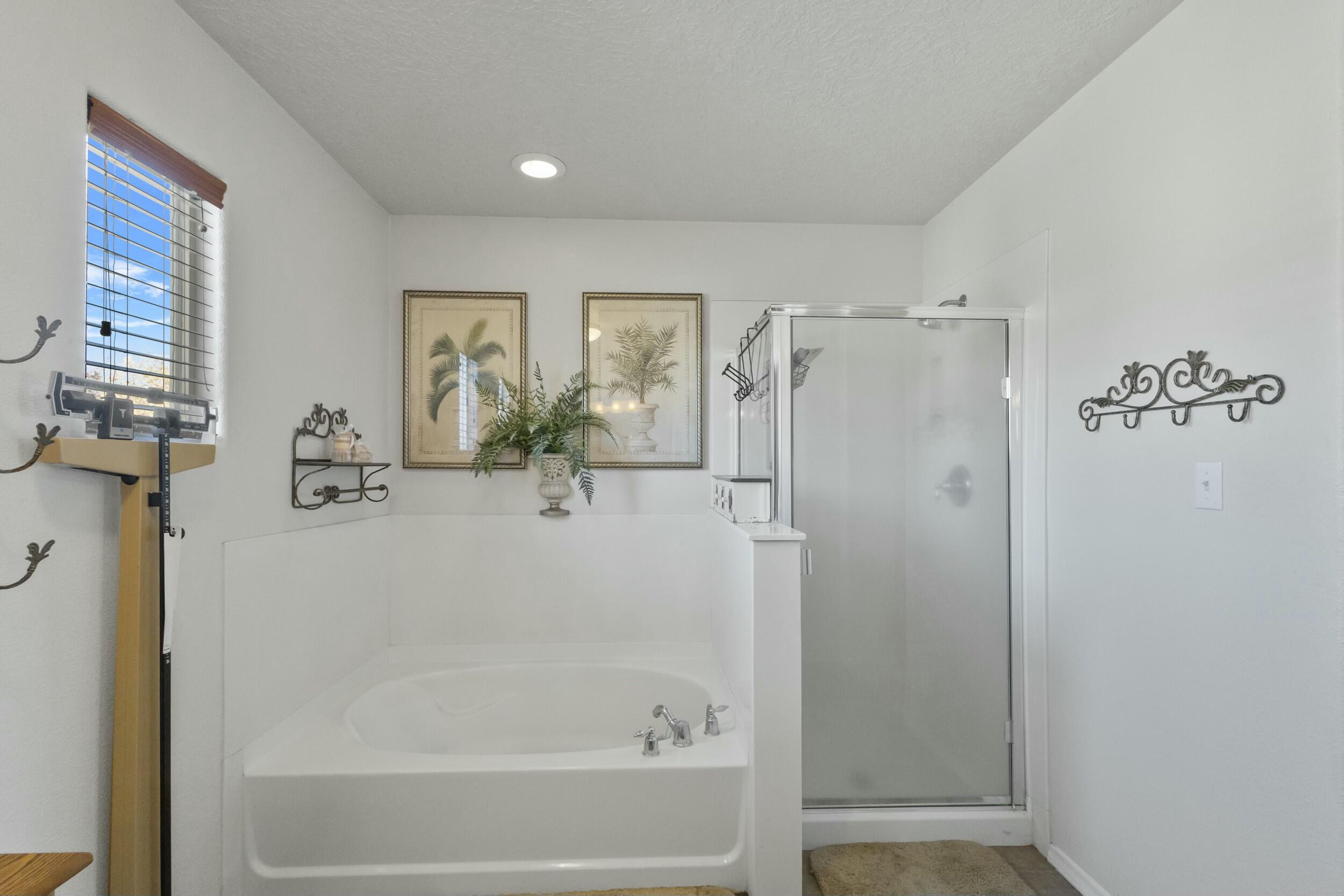 1021 Colibri Ave NW Avenue NW