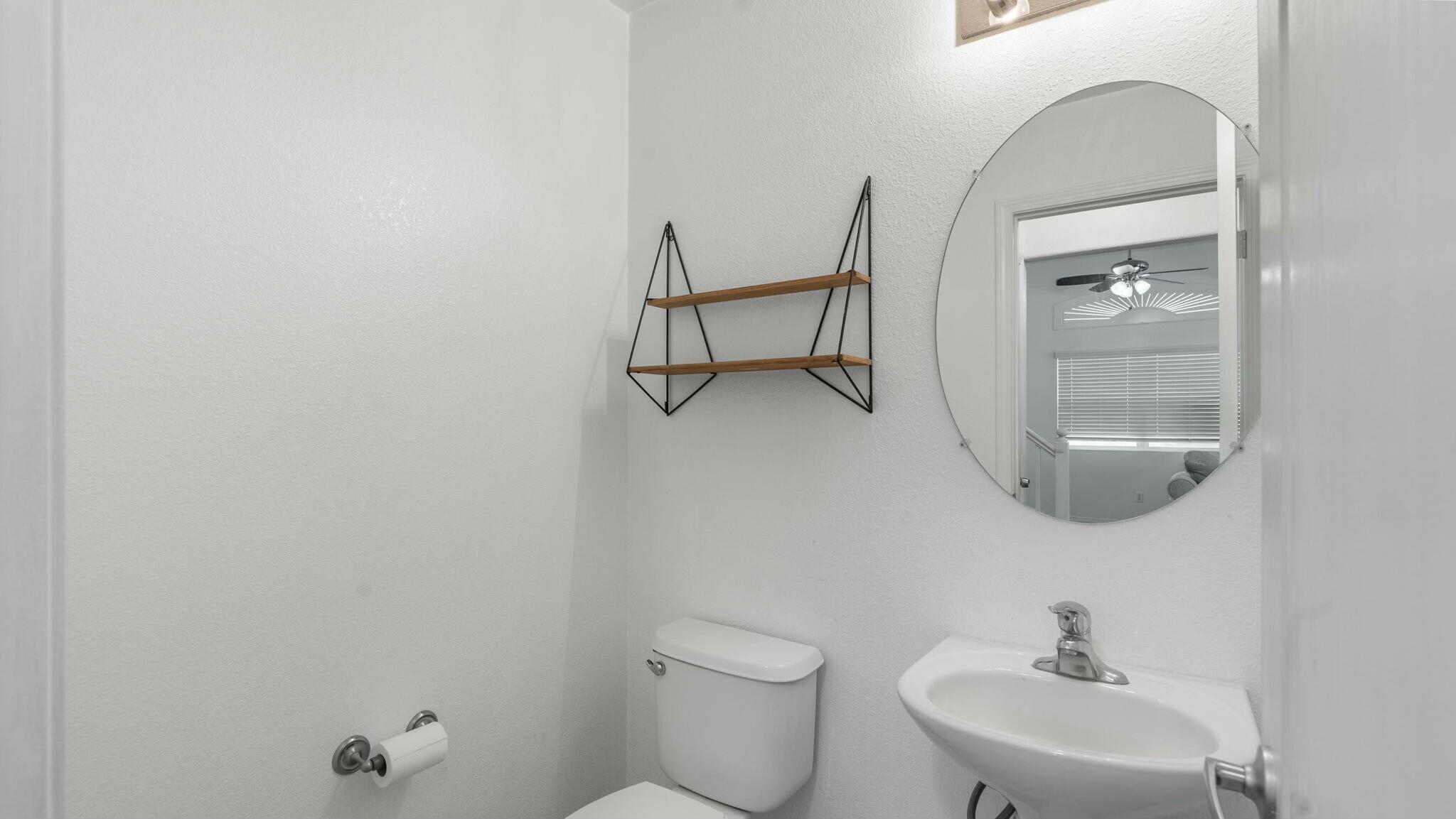 660 RAIN LILY Road SW