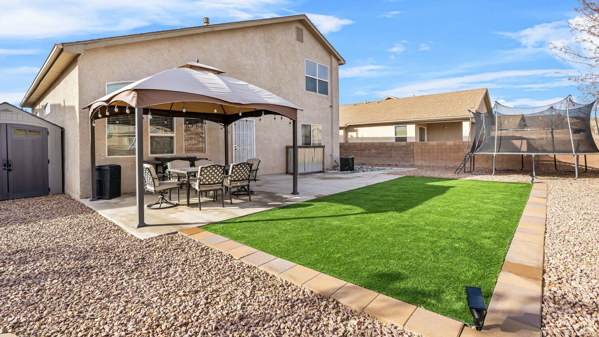 660 RAIN LILY Road SW