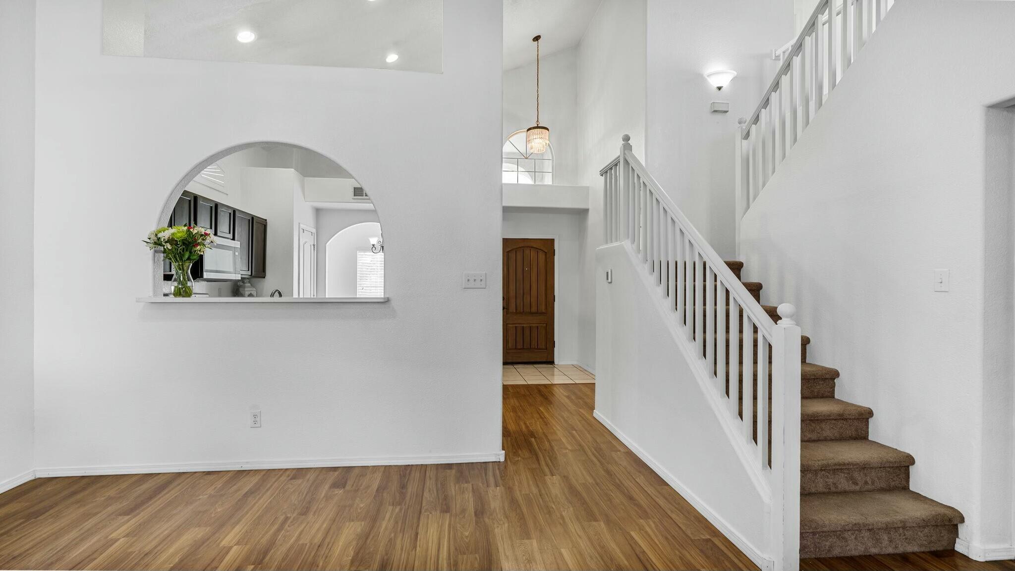 660 RAIN LILY Road SW