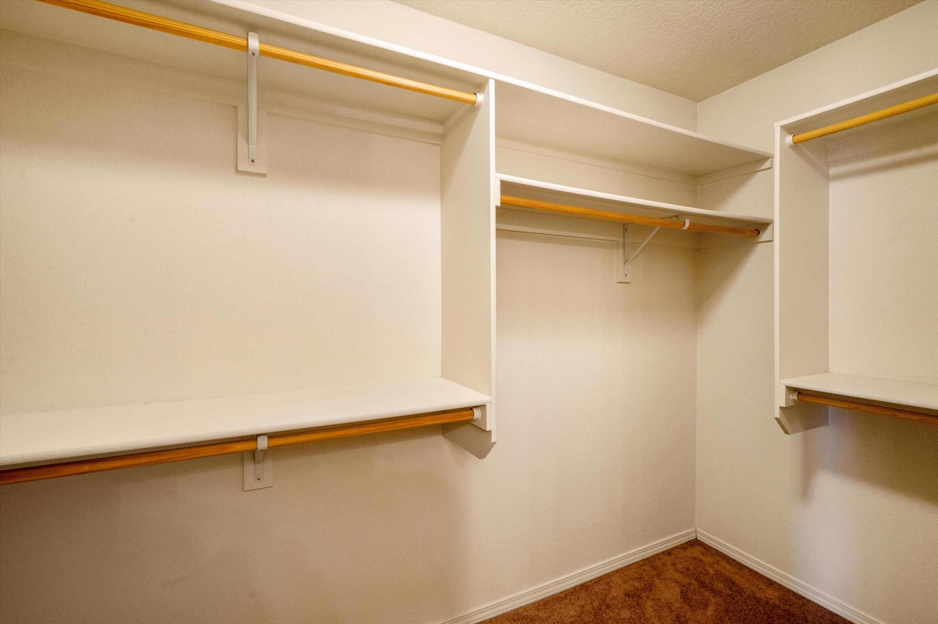 2401 TREVISO Drive SE