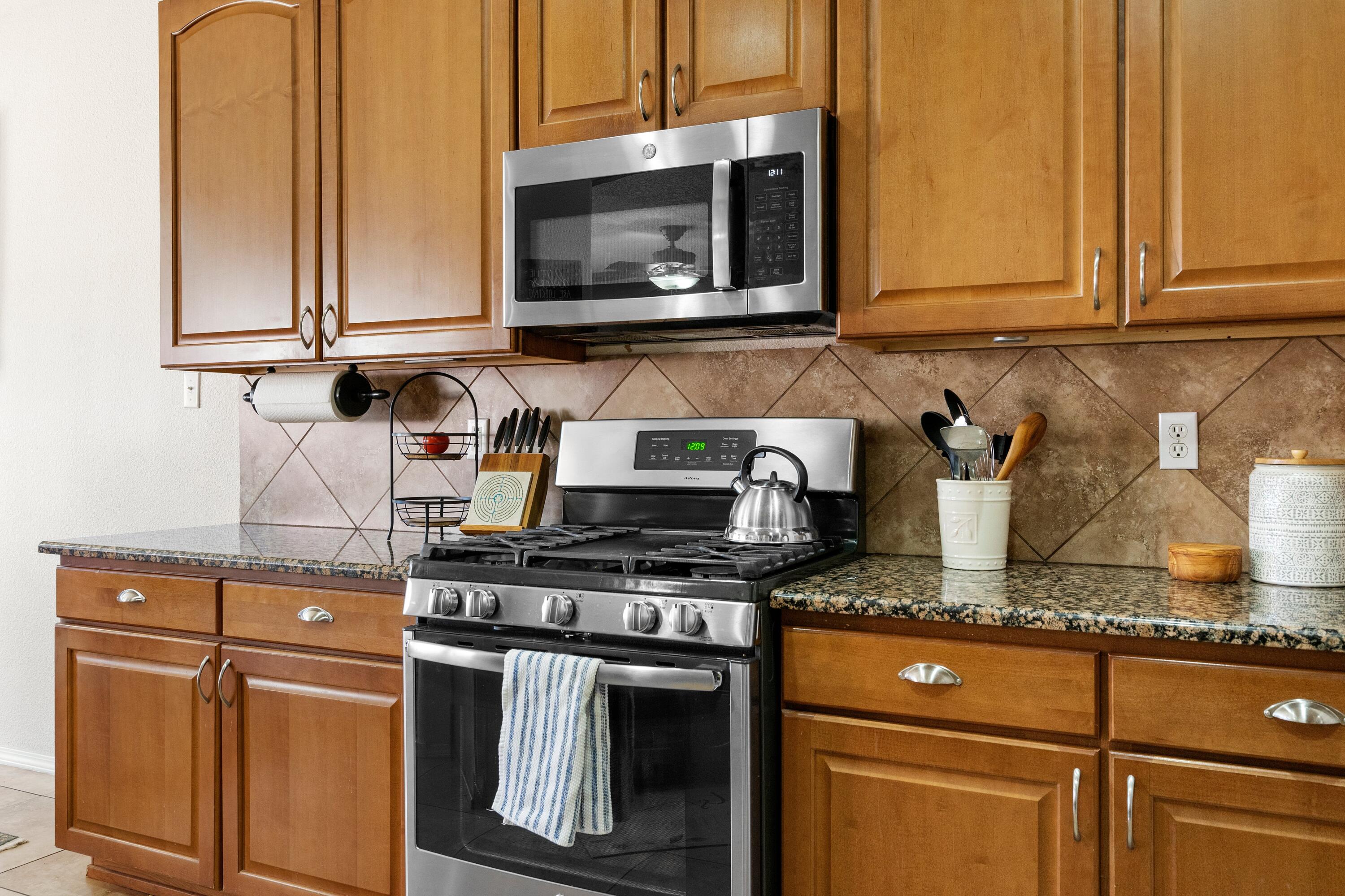 1824 PLATINA Road SE