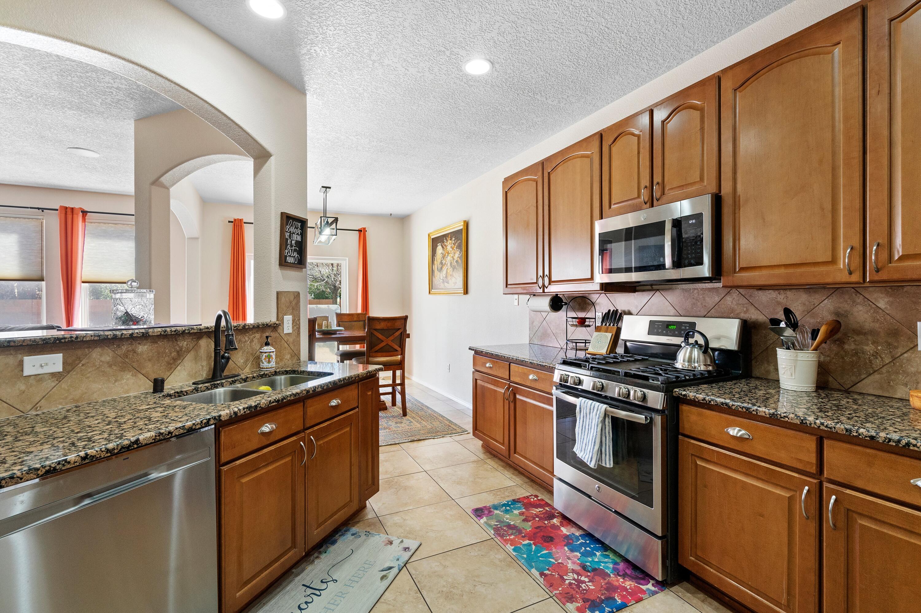 1824 PLATINA Road SE