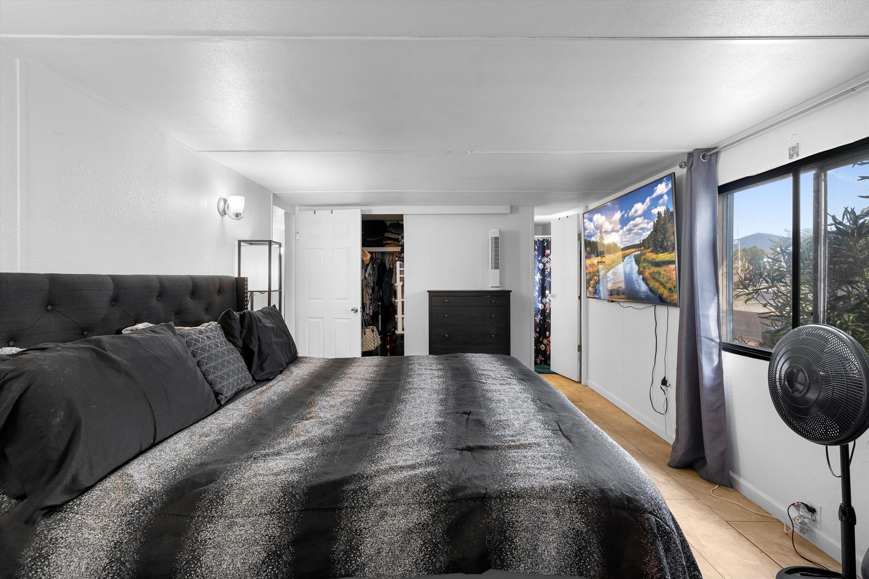 6608 Pino Avenue Avenue NE