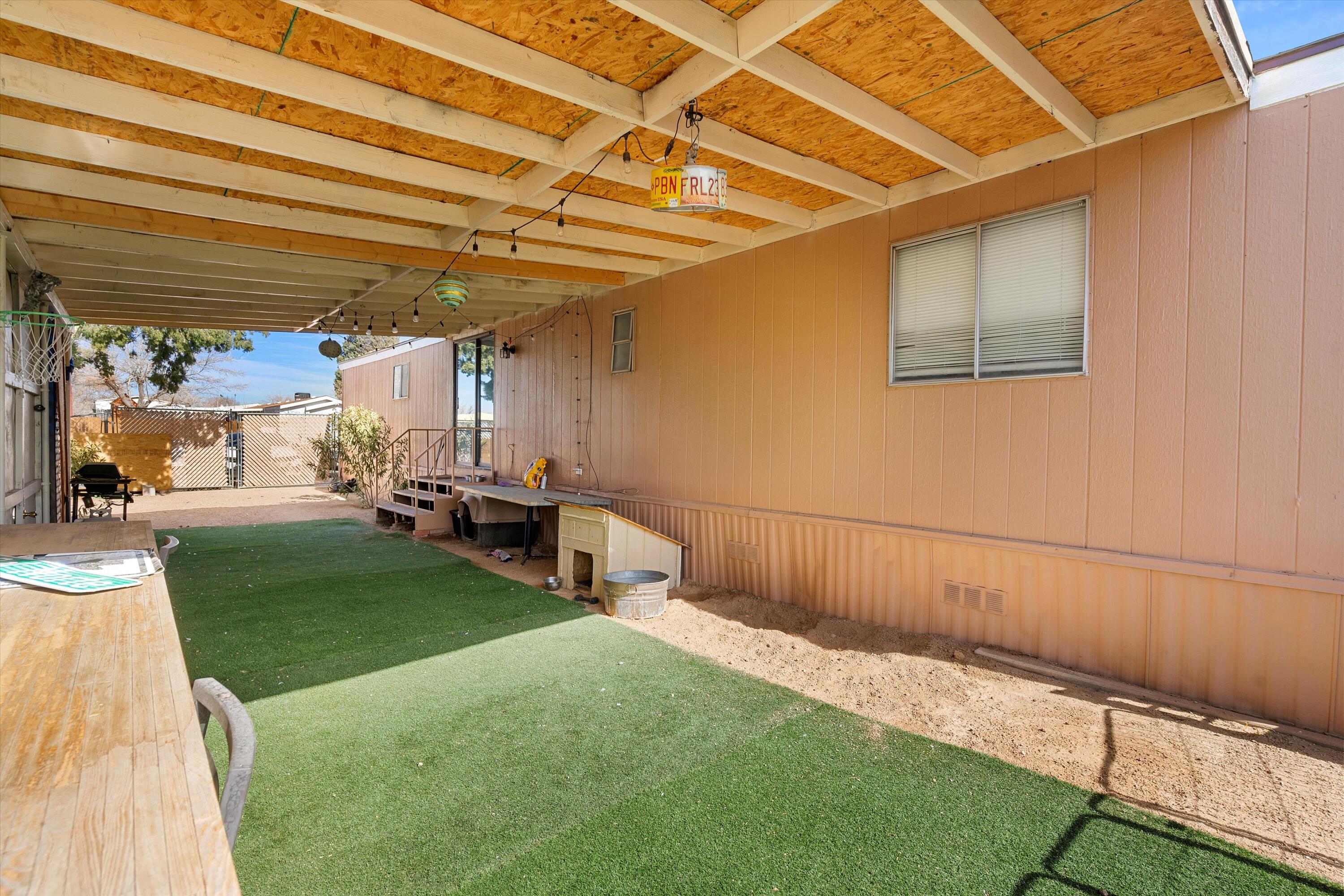 6608 Pino Avenue Avenue NE