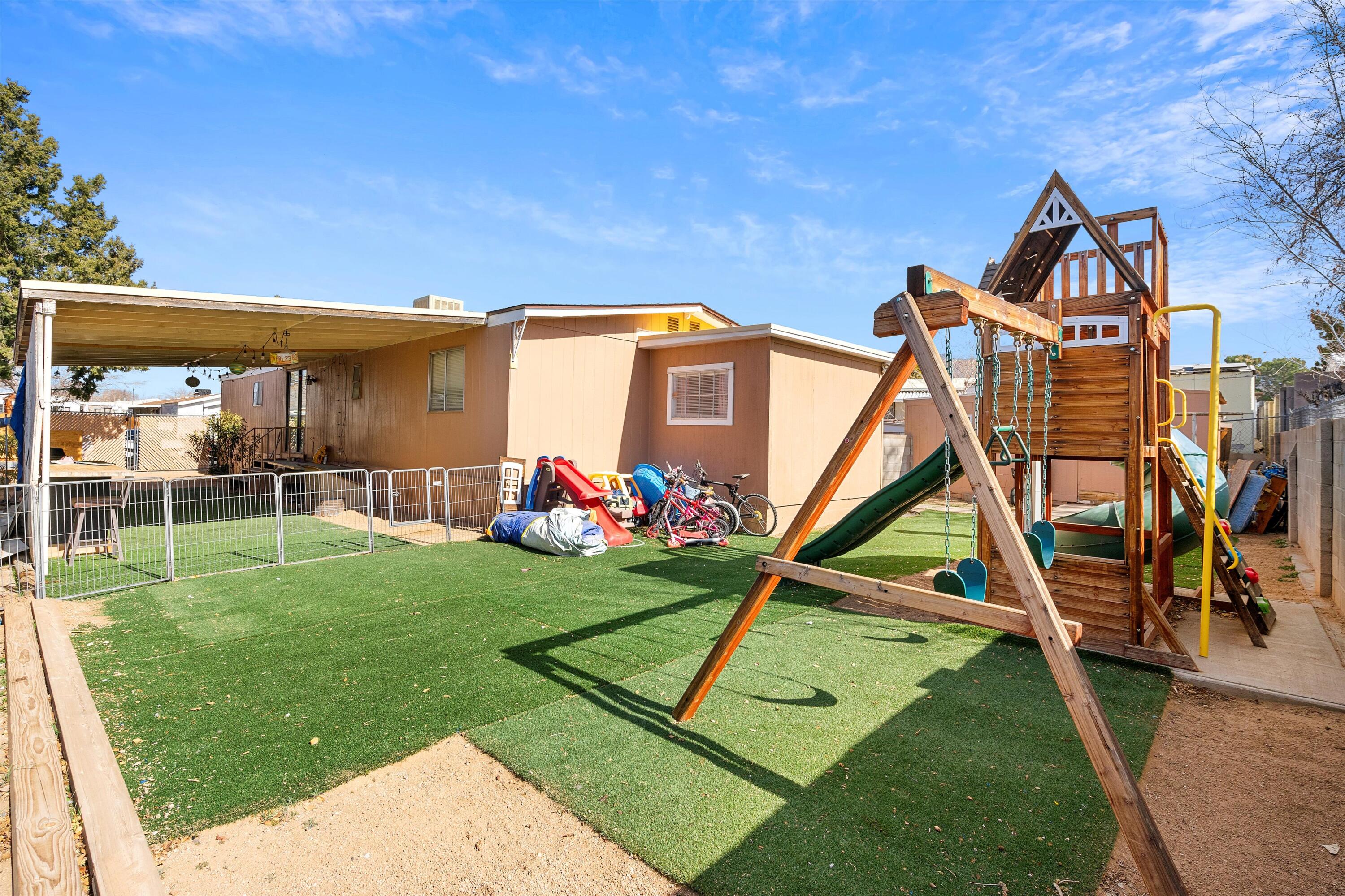 6608 Pino Avenue Avenue NE