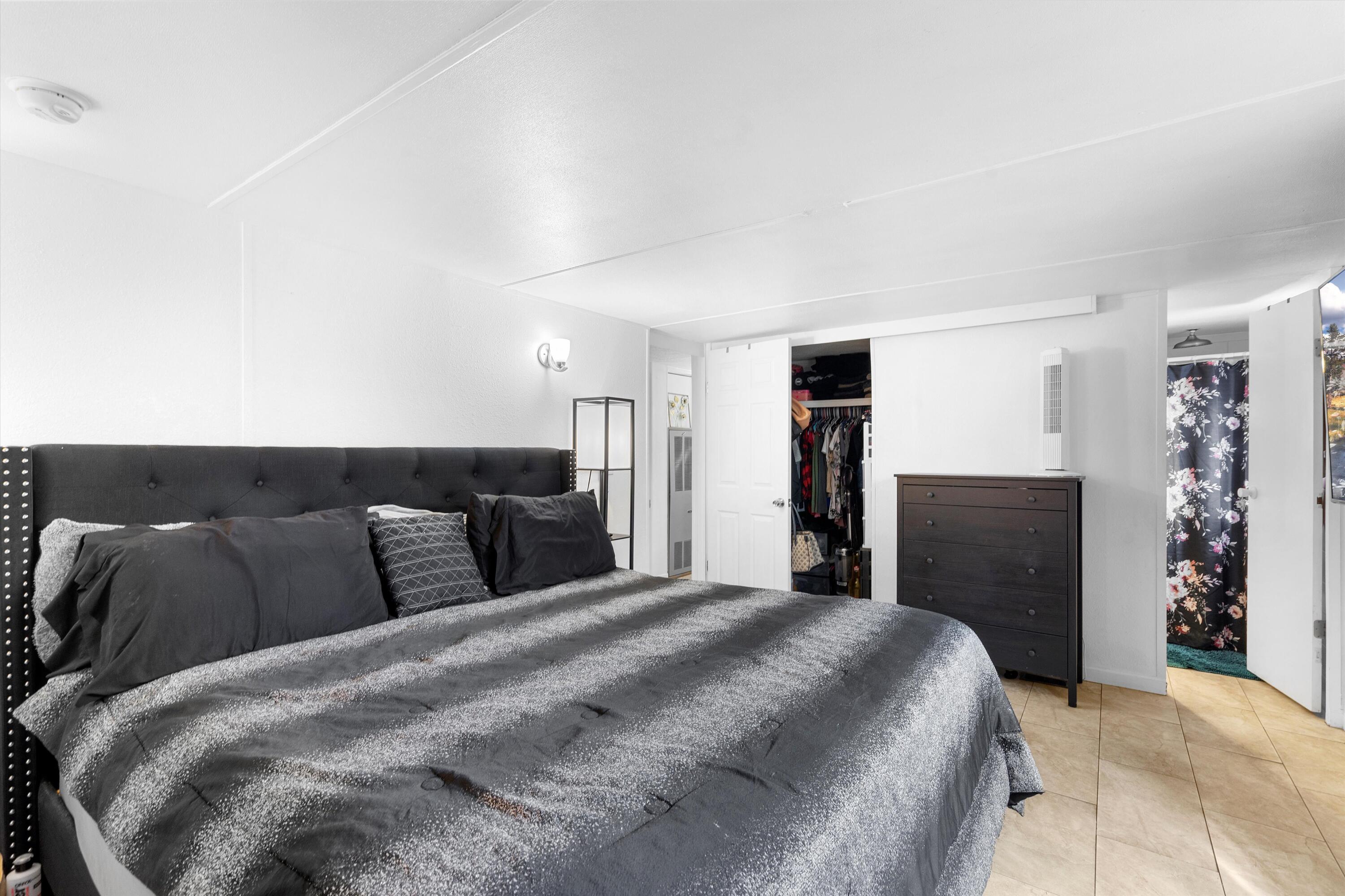 6608 Pino Avenue Avenue NE