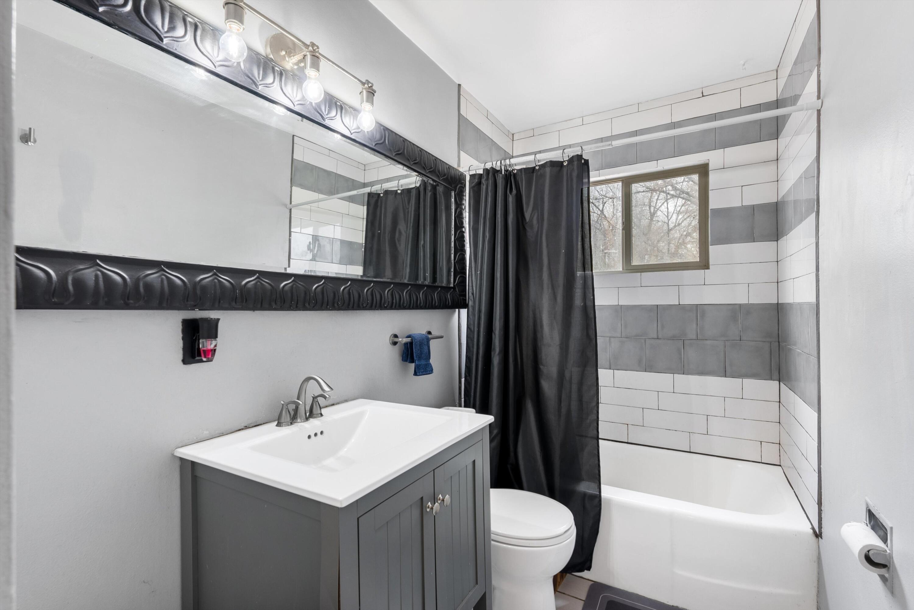 816 Indiana Street SE