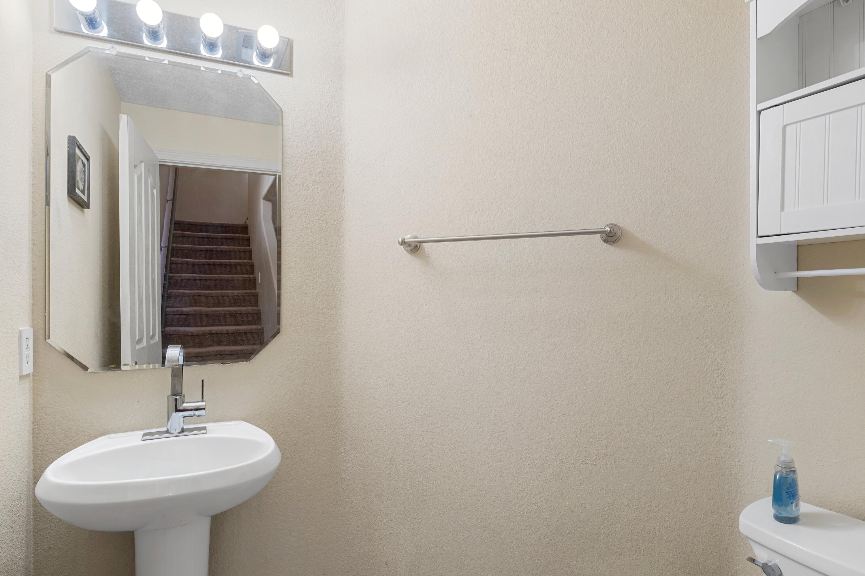 11101 Fiesta Park Street NW