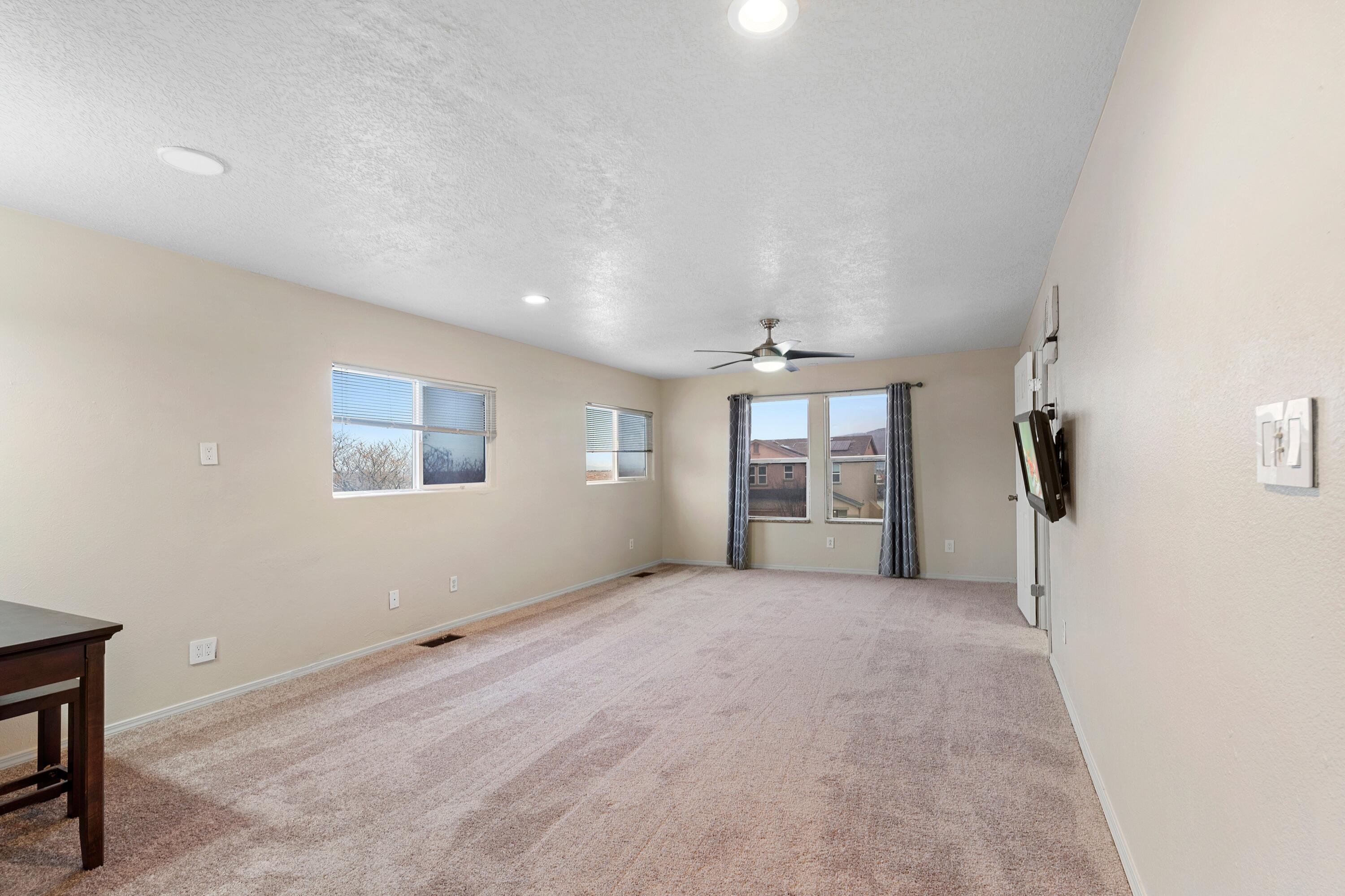 11101 Fiesta Park Street NW