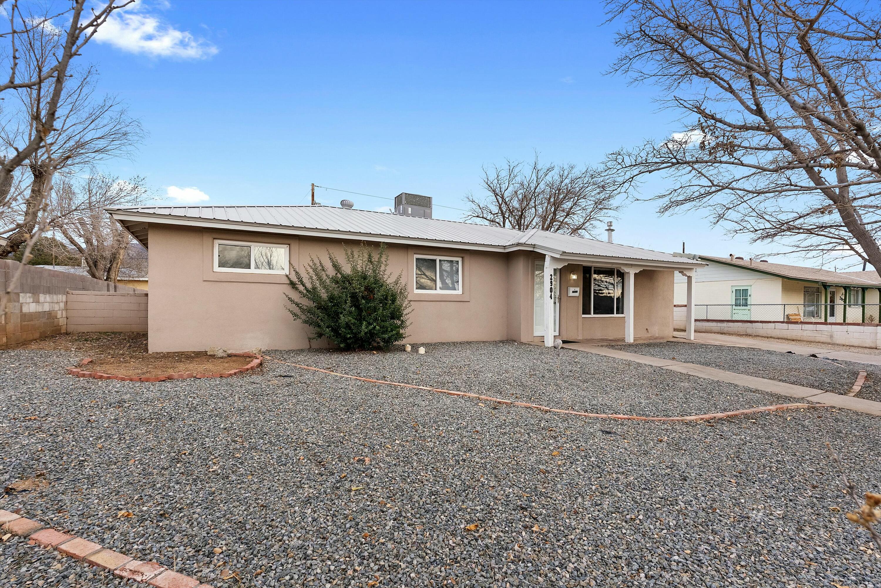 2904 GARCIA Street NE