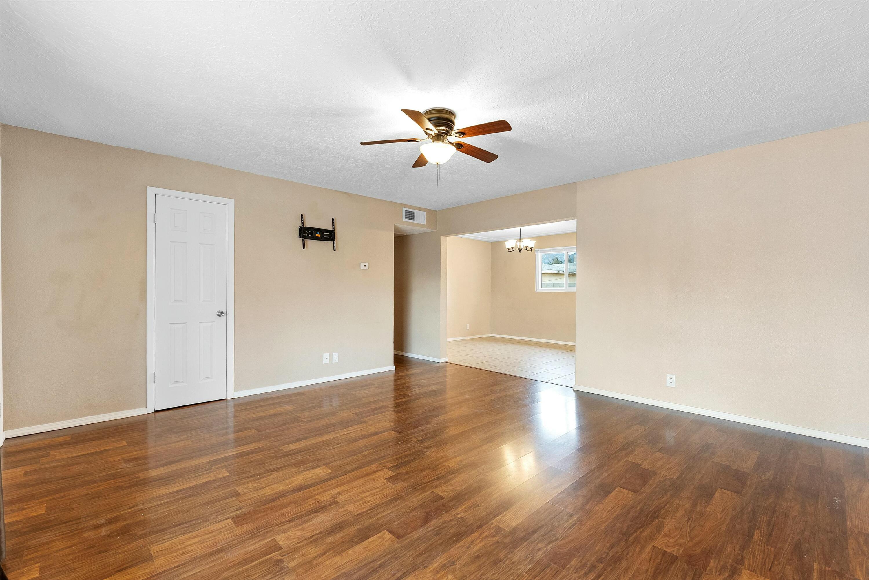 2904 GARCIA Street NE