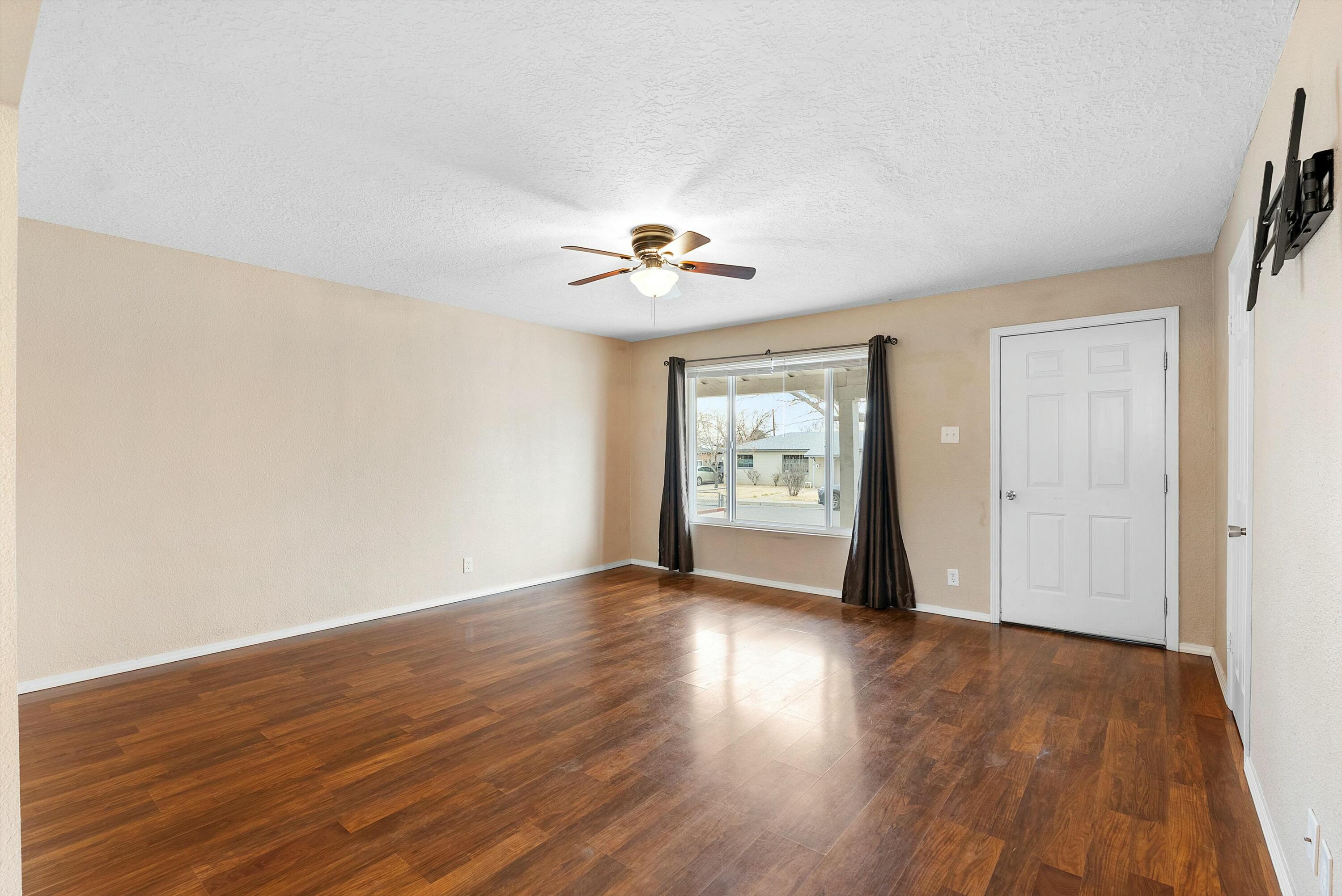 2904 GARCIA Street NE