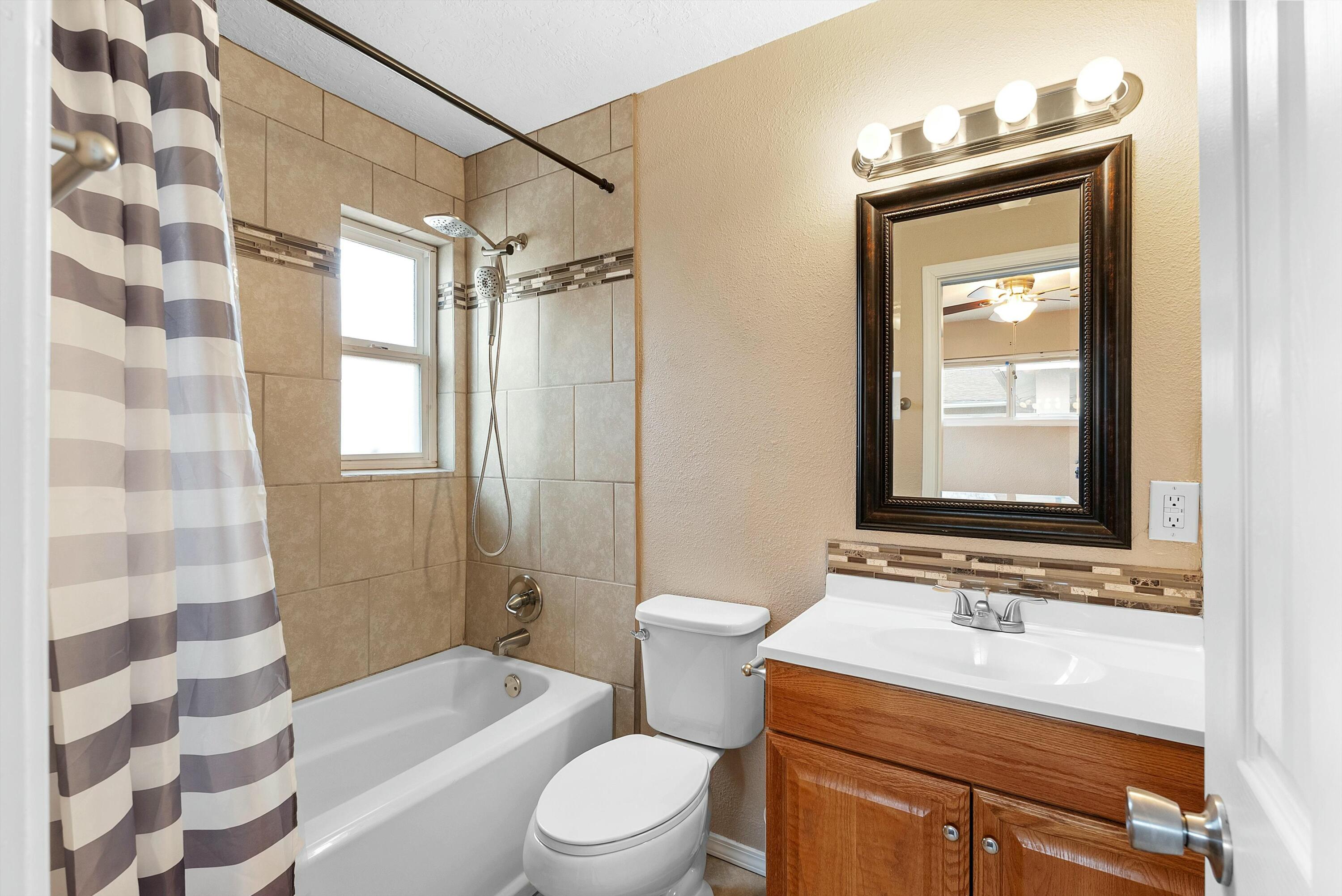 2904 GARCIA Street NE