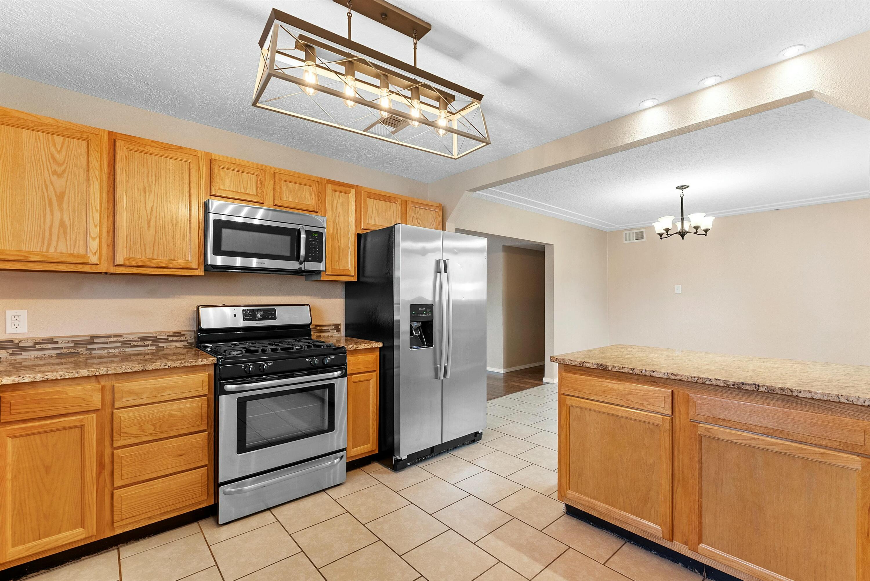 2904 GARCIA Street NE