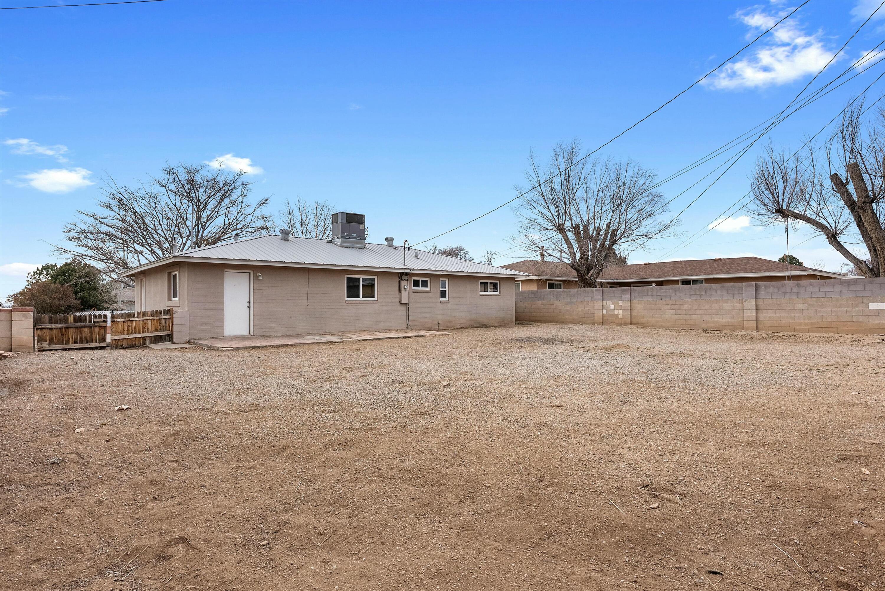 2904 GARCIA Street NE