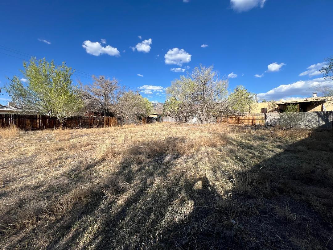 119 Canyon View Court NE