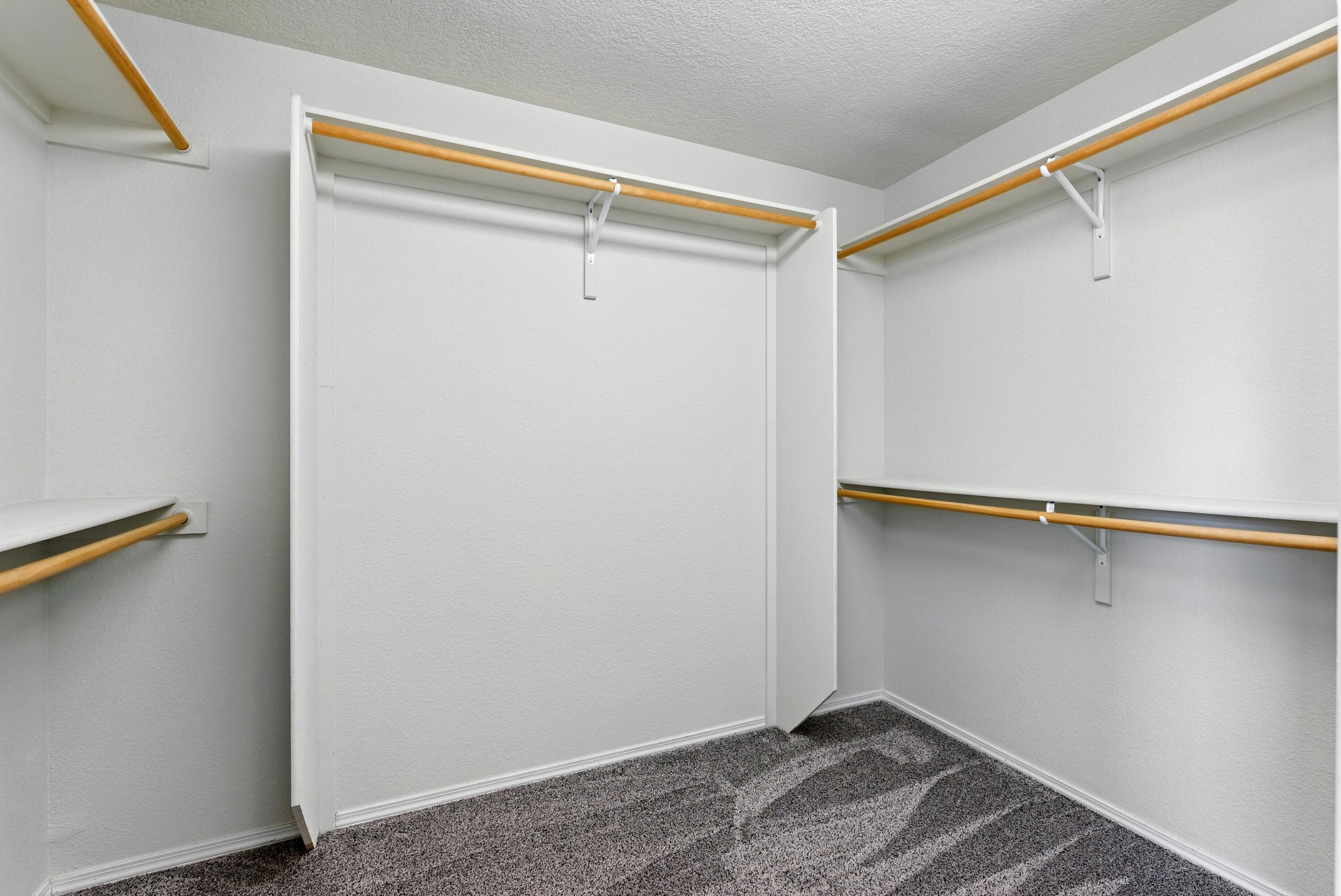 1607 CORTE CORDILLERA