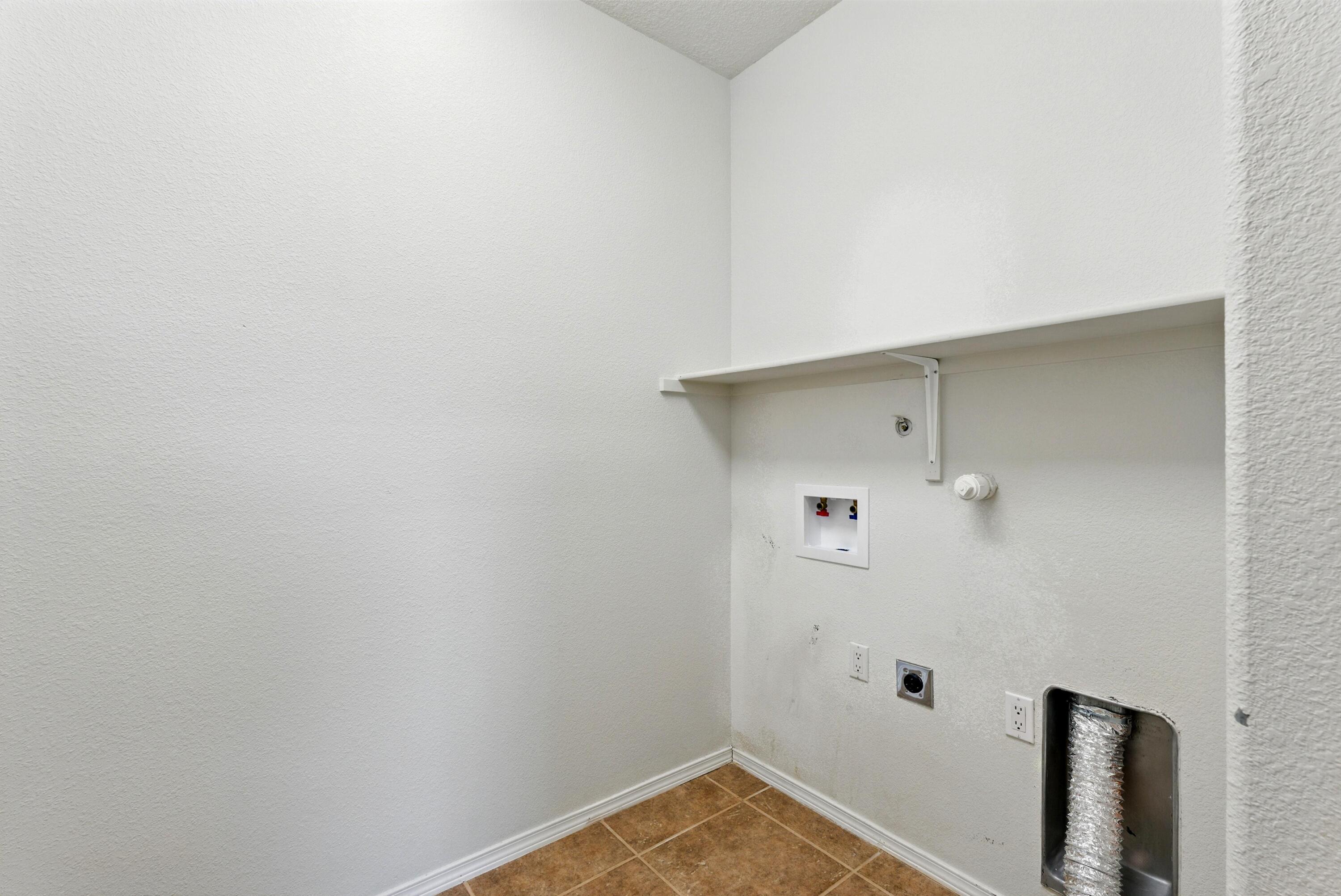 1607 CORTE CORDILLERA