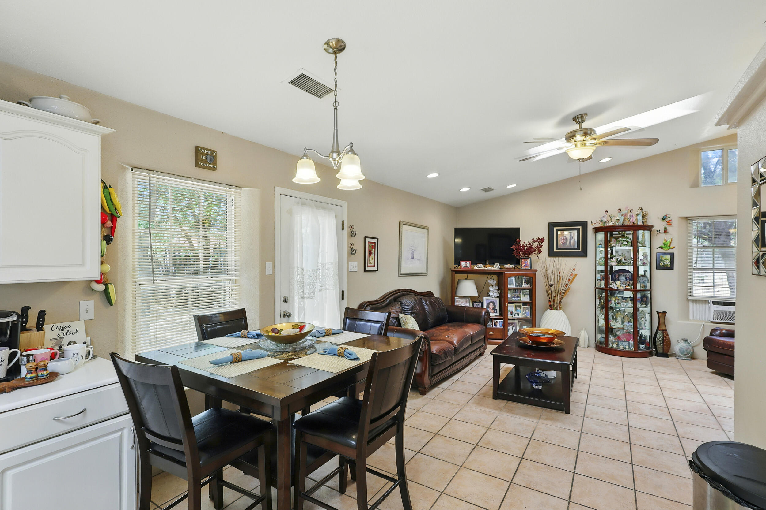 135 B SICHLER Road SW