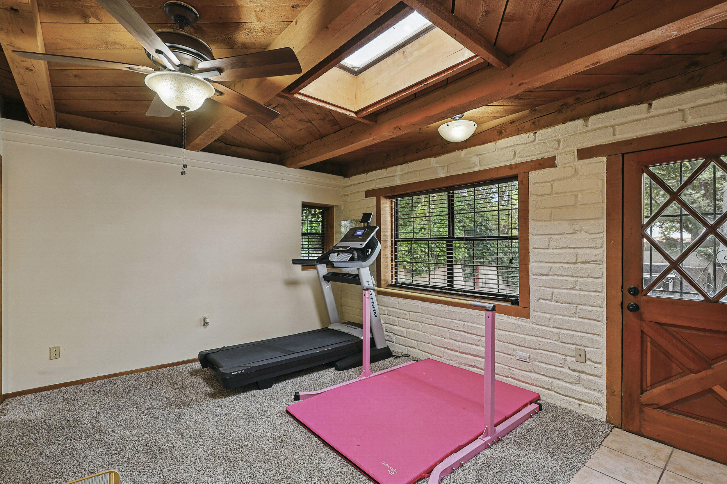 135 B SICHLER Road SW