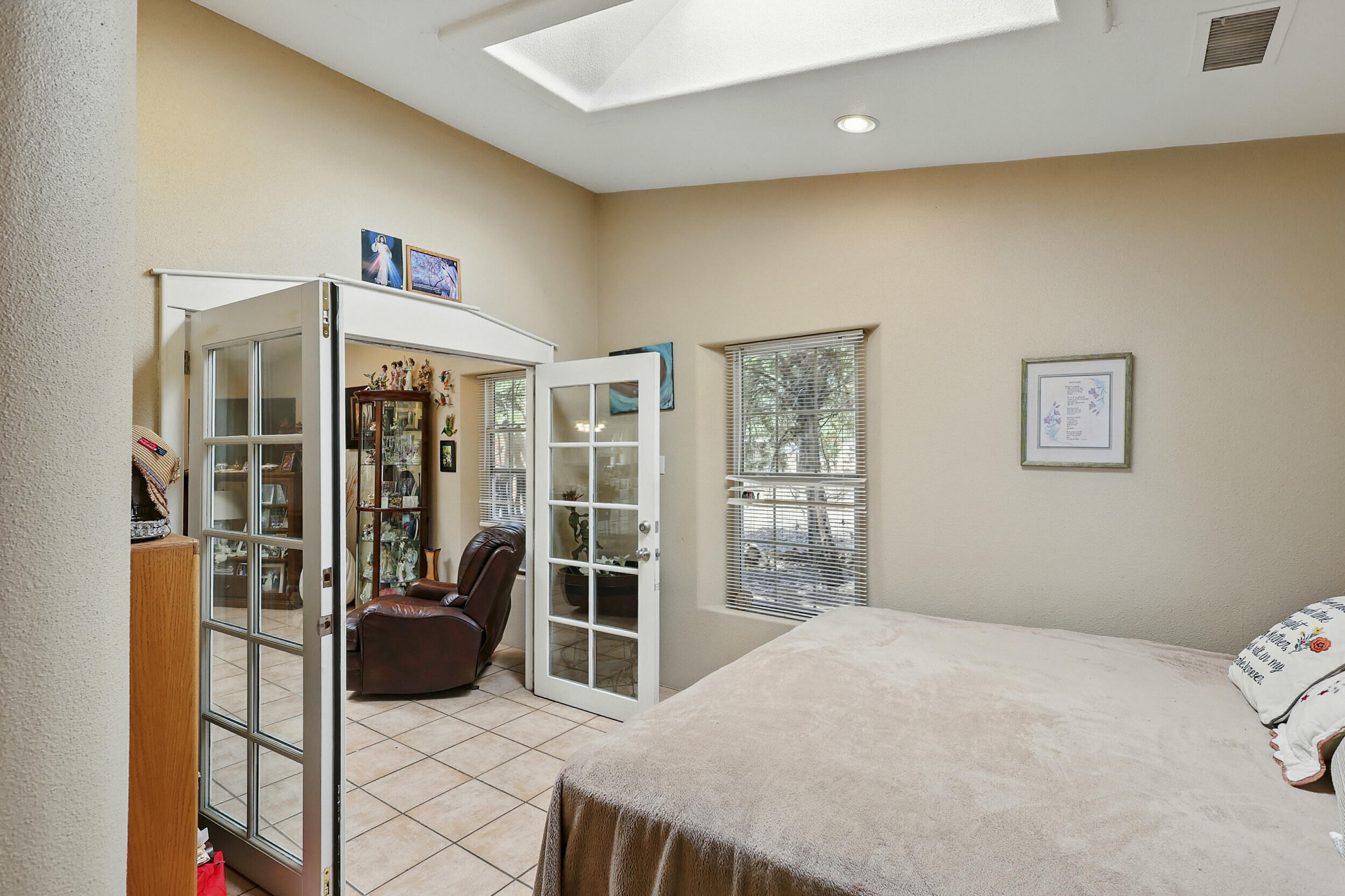 135 B SICHLER Road SW